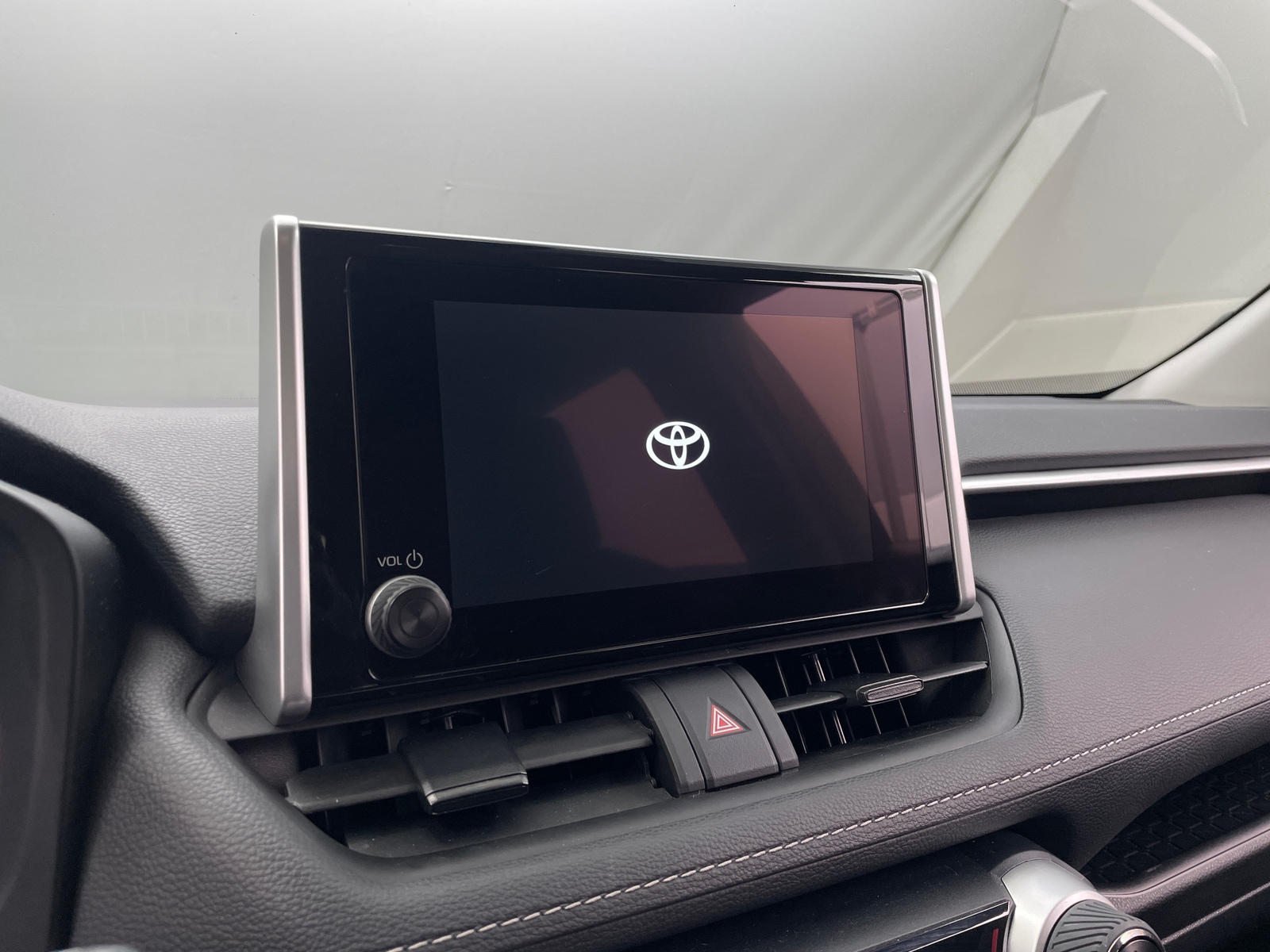 Thumbnail: 2025 Toyota RAV4 - 4