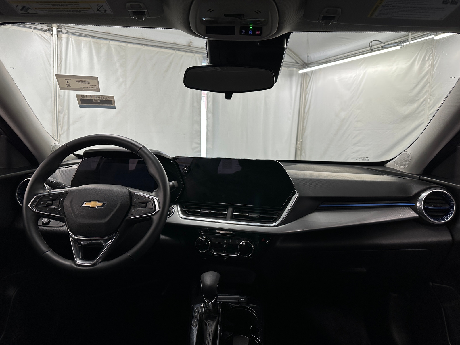 Thumbnail: 2025 Chevrolet Trax - 3