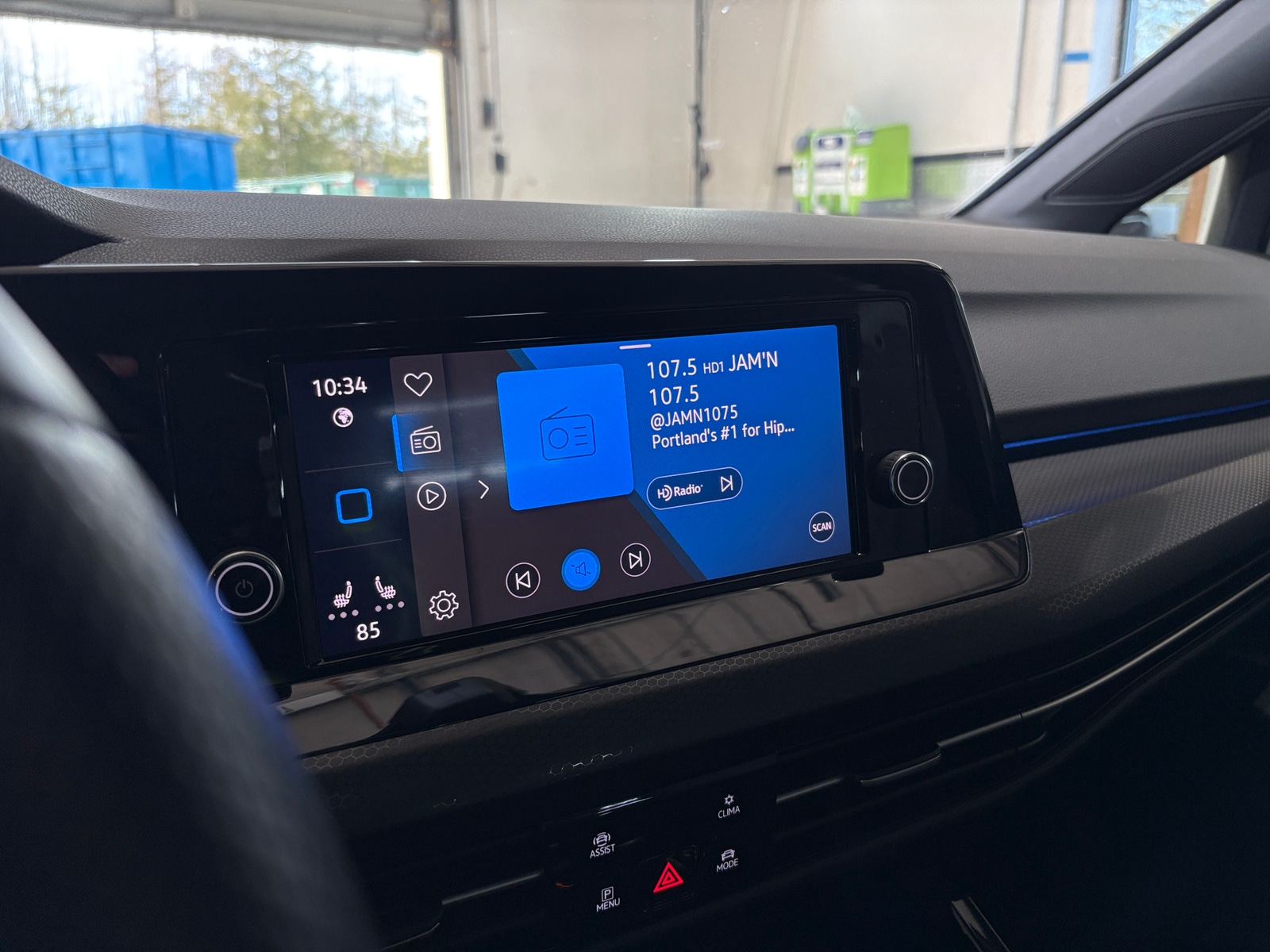 Thumbnail: 2023 Volkswagen Golf - 4