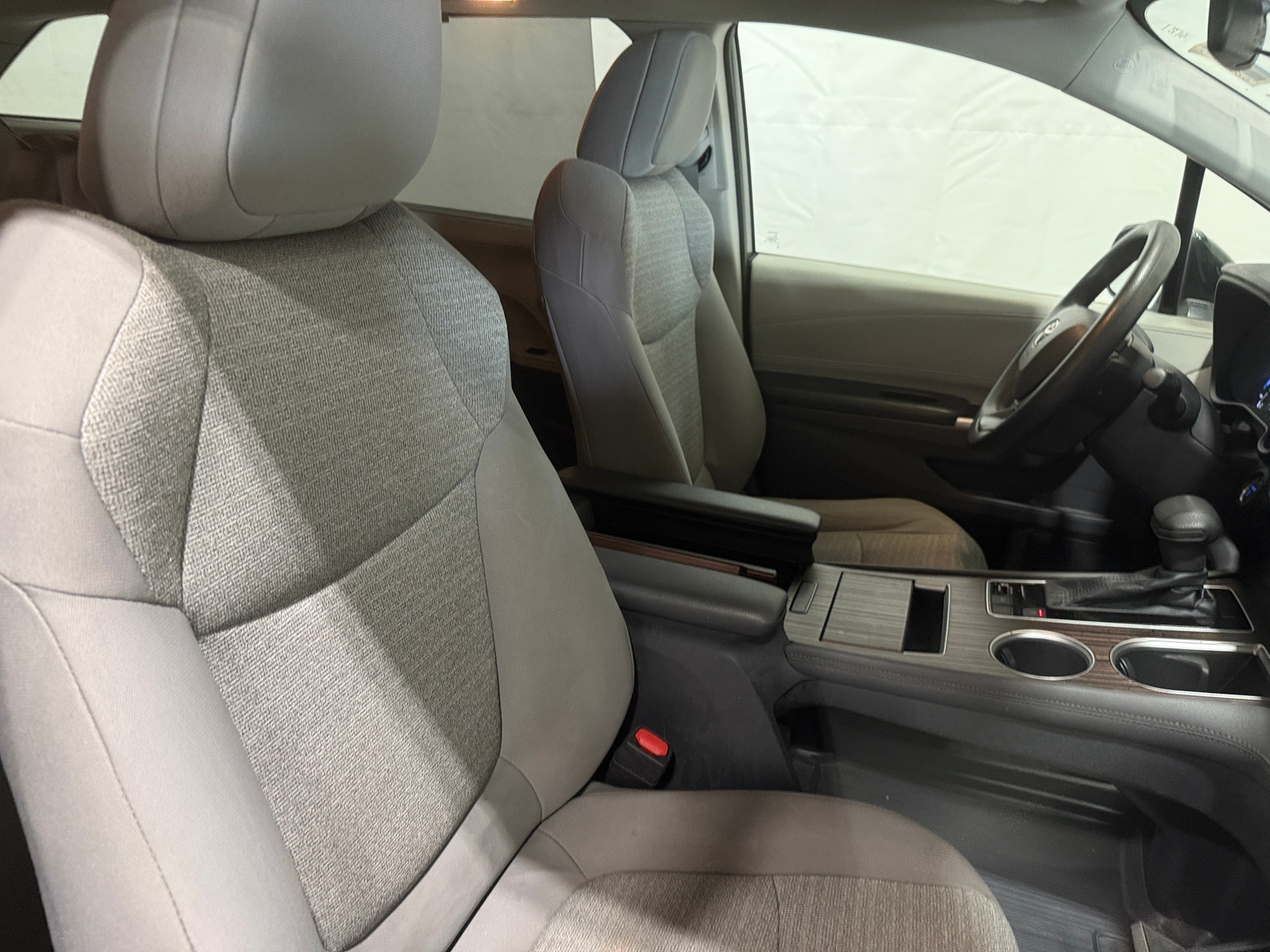 Thumbnail: 2021 Toyota Sienna - 2