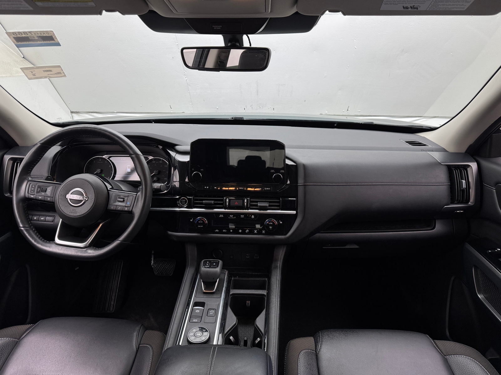 Thumbnail: 2023 Nissan Pathfinder - 2