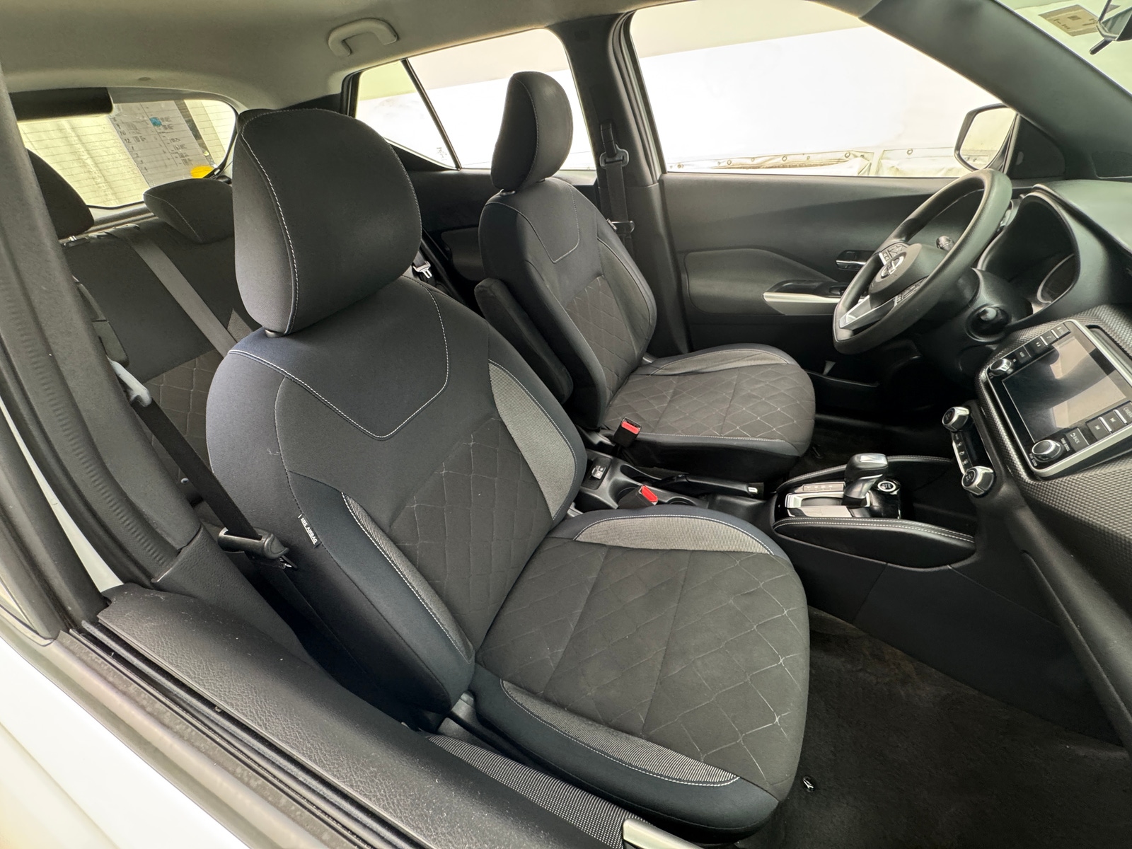 Thumbnail: 2018 Nissan Kicks - 2