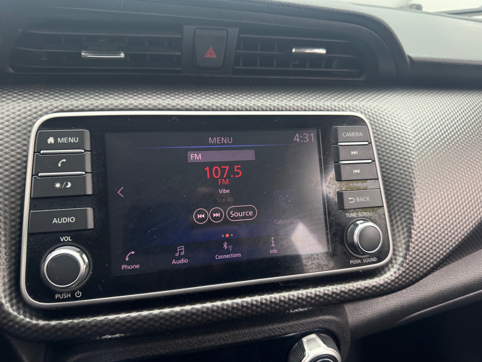 Thumbnail: 2018 Nissan Kicks - 4