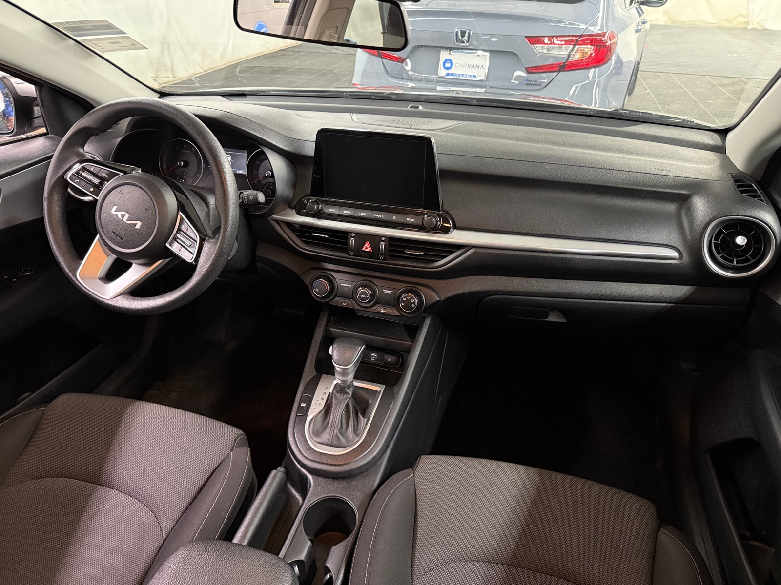 Thumbnail: 2024 Kia Forte - 3