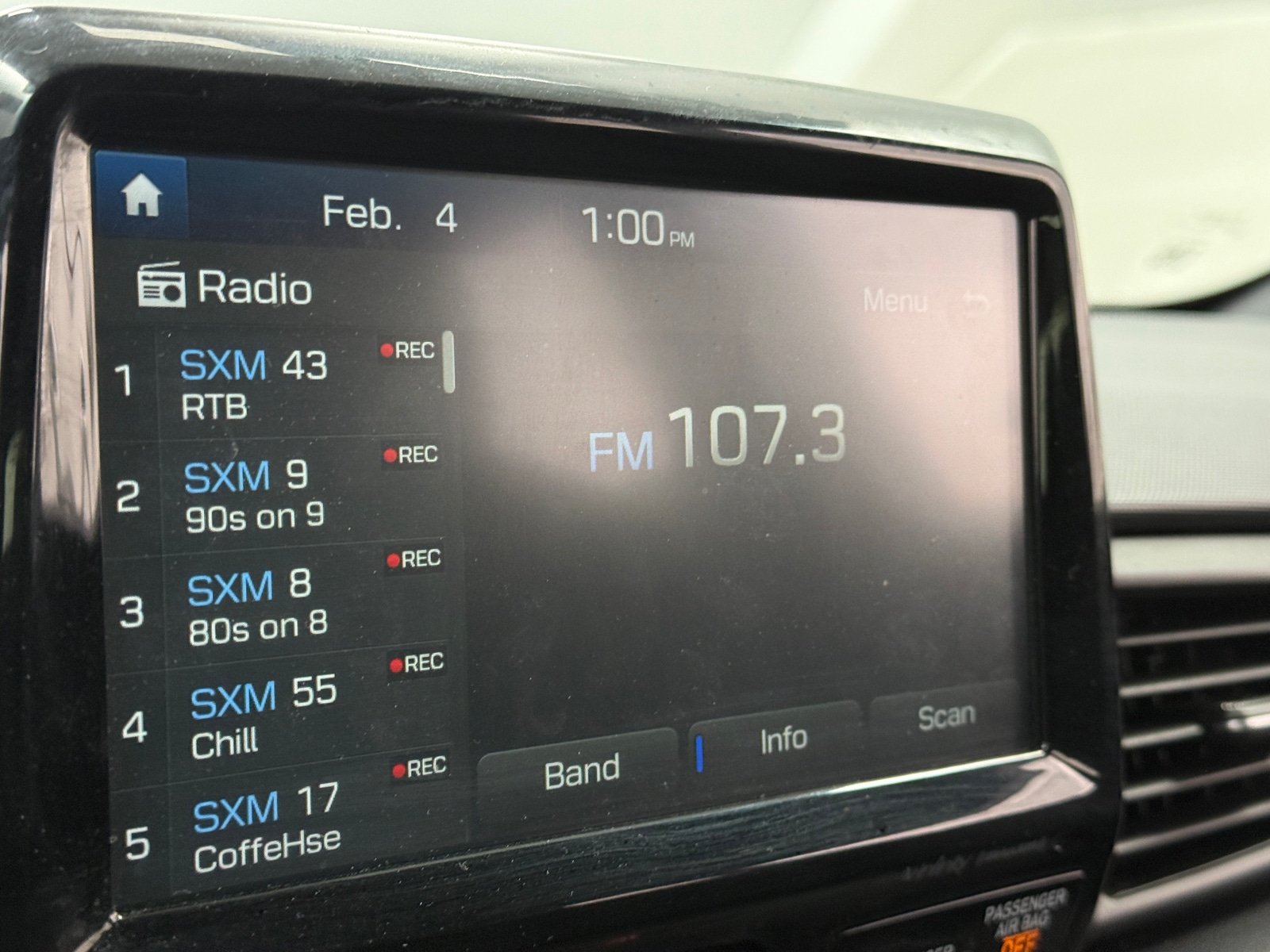 Thumbnail: 2020 Hyundai Veloster - 4