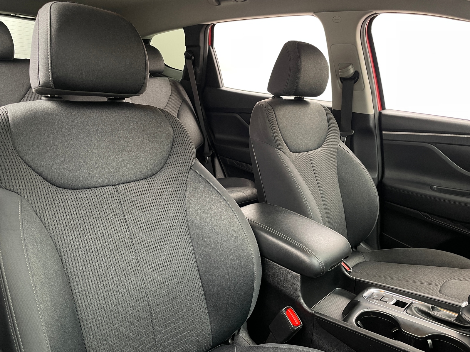 Thumbnail: 2019 Hyundai Santa Fe - 2