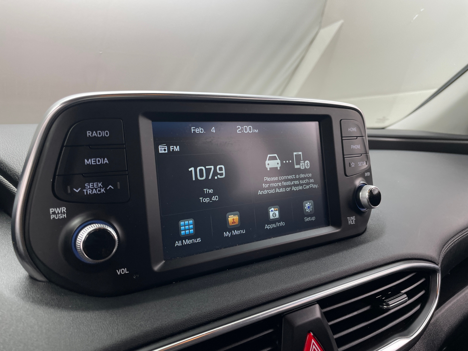 Thumbnail: 2019 Hyundai Santa Fe - 4