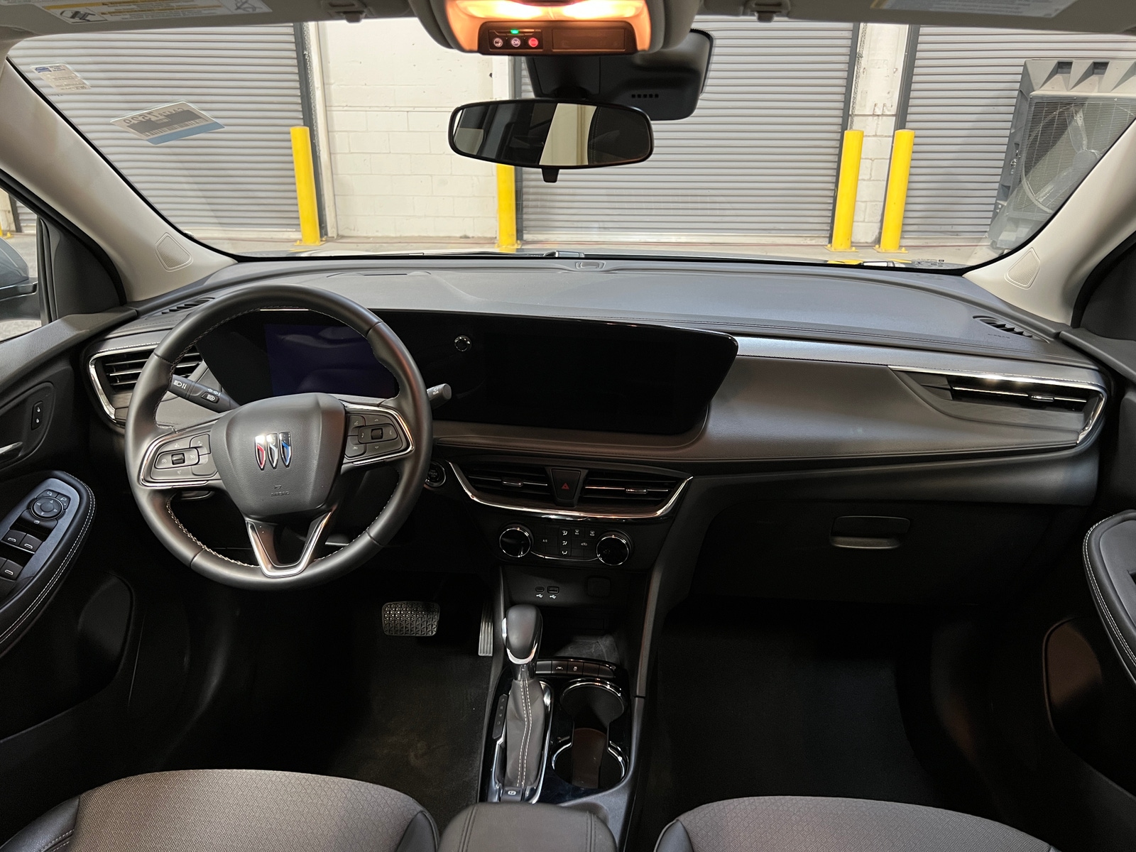 Thumbnail: 2025 Buick Encore GX - 3