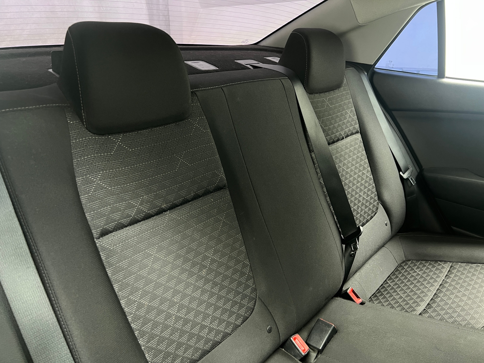 Thumbnail: 2020 Kia Rio - 6