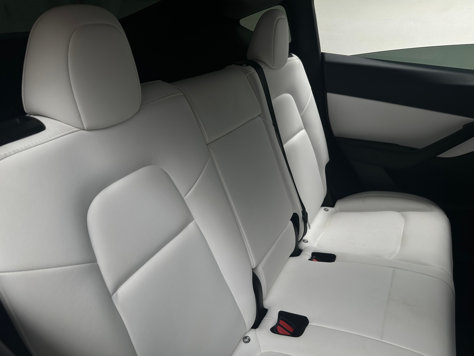 Thumbnail: 2022 Tesla Model Y - 5