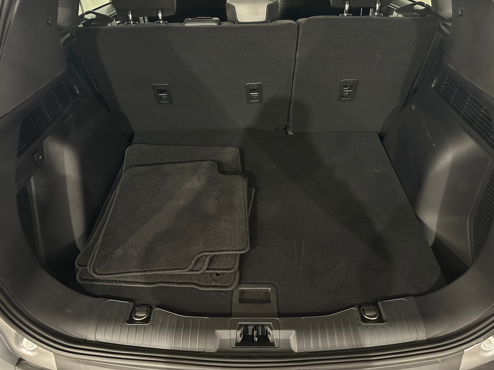 Thumbnail: 2023 Ford Escape - 7