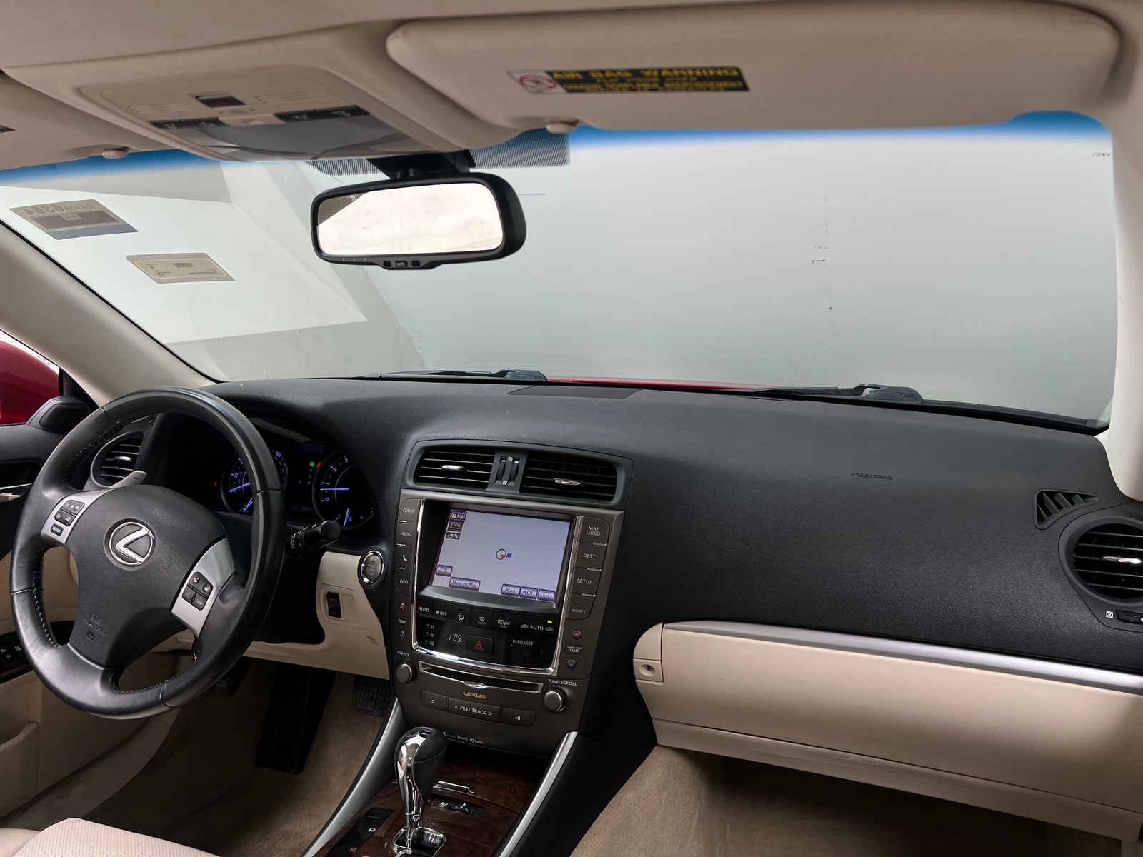 Thumbnail: 2015 Lexus IS - 2