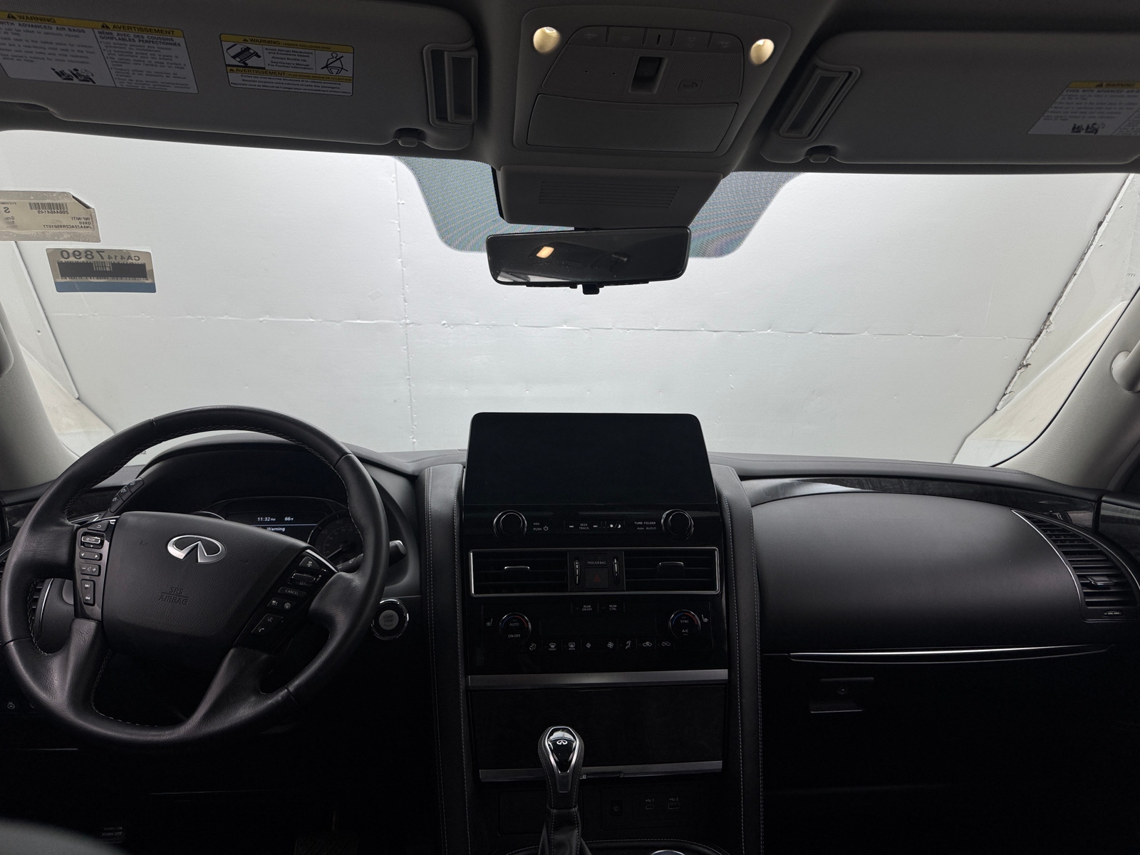 Thumbnail: 2024 INFINITI QX80 - 2