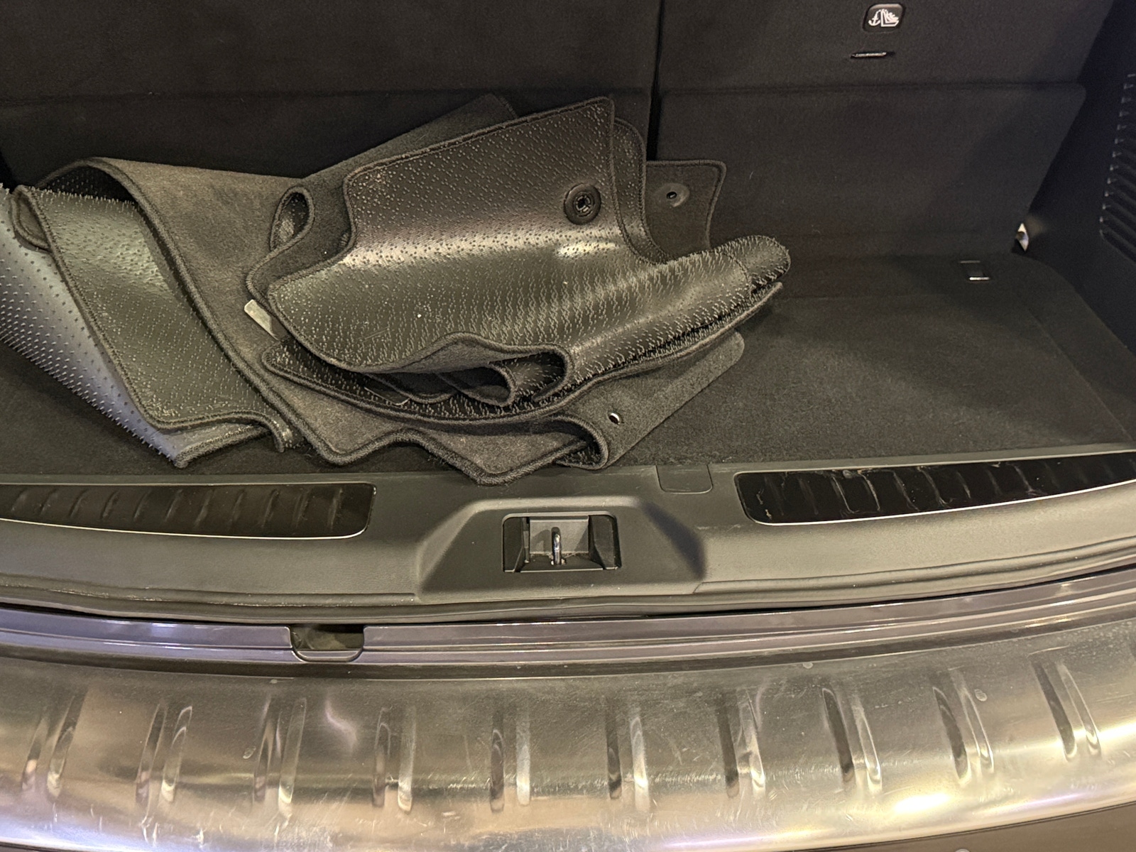 Thumbnail: 2024 INFINITI QX80 - 6