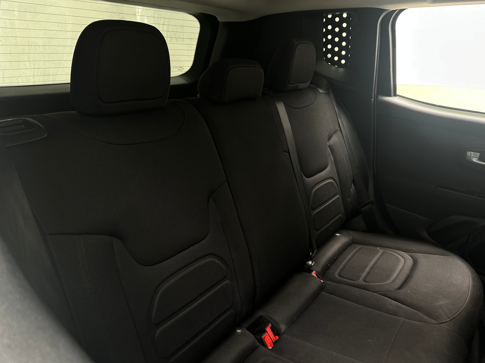 Thumbnail: 2019 Jeep Renegade - 6