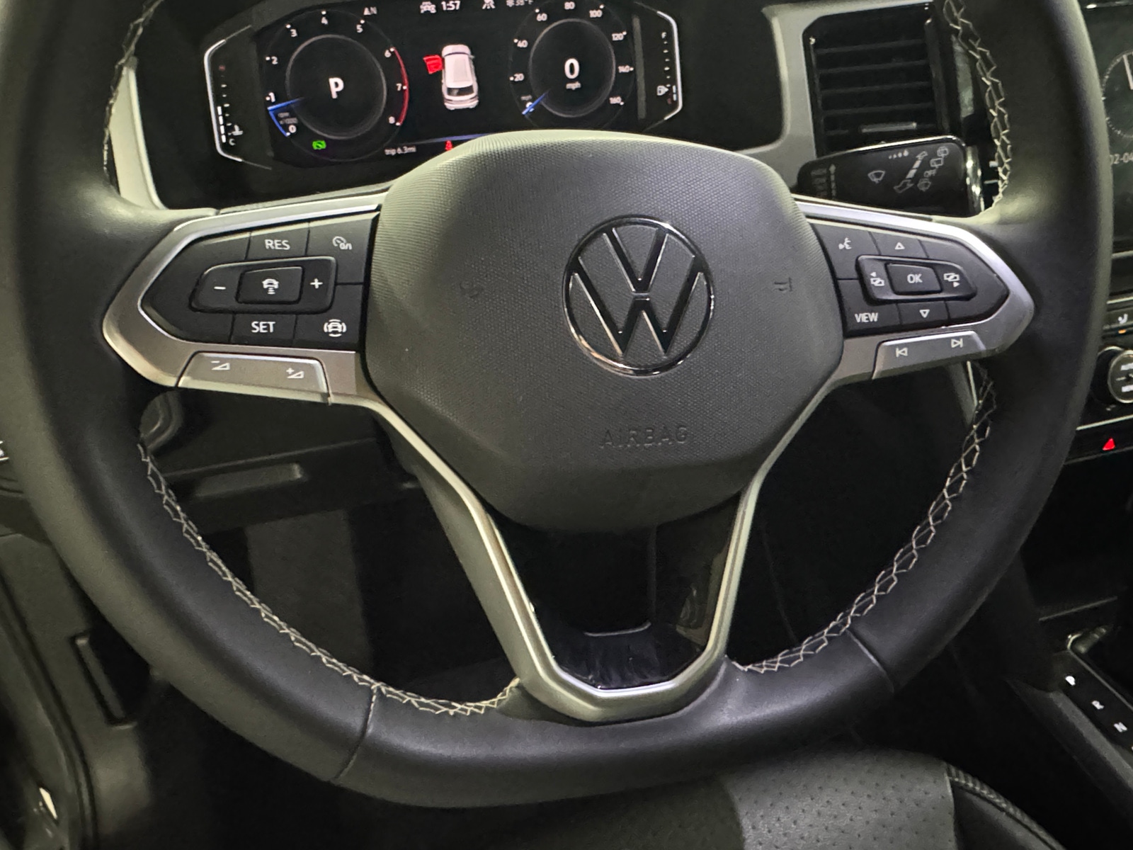 Thumbnail: 2023 Volkswagen Atlas - 4