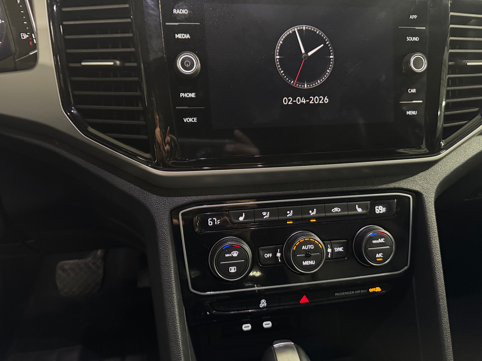 Thumbnail: 2023 Volkswagen Atlas - 3