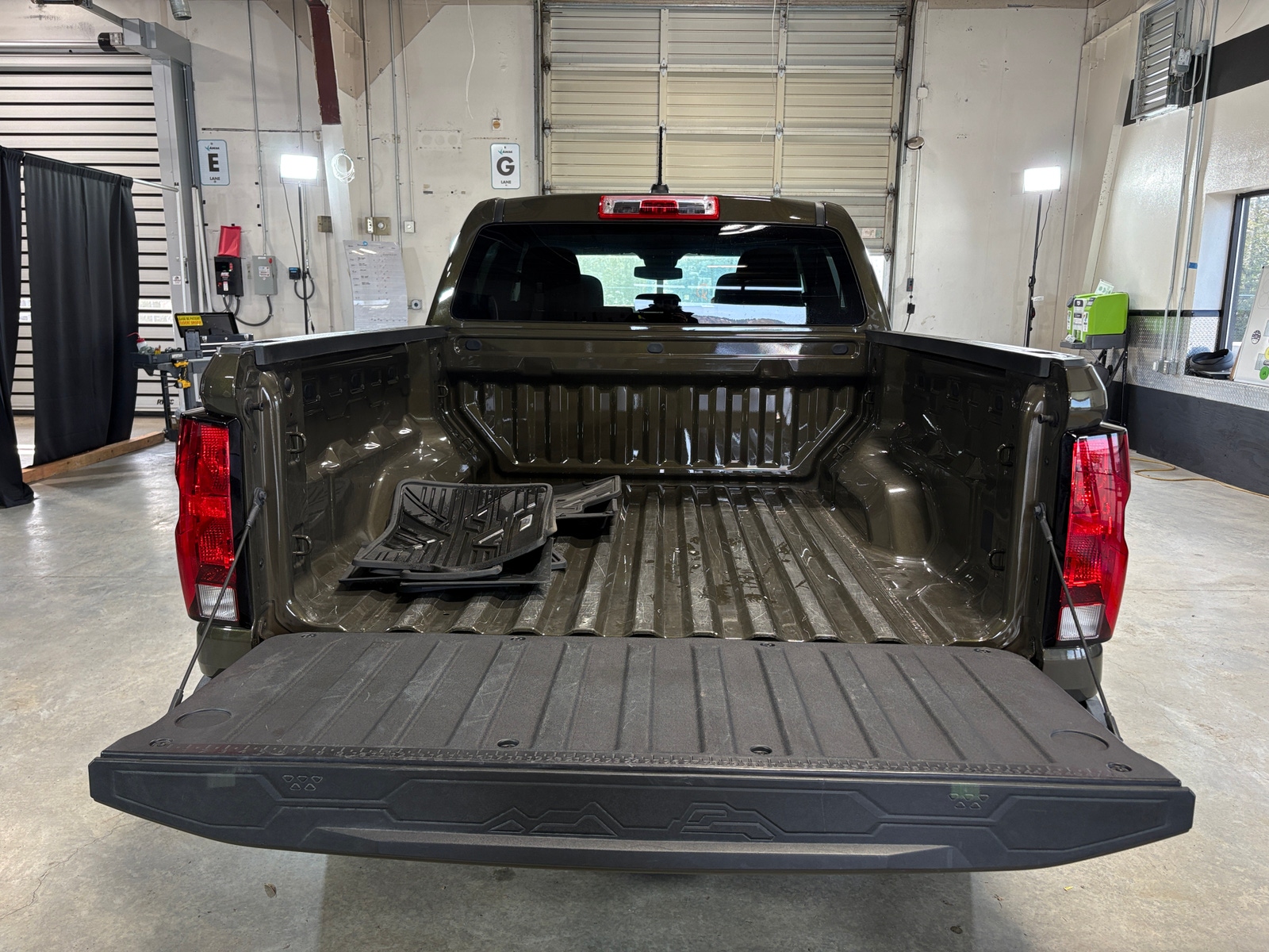 Thumbnail: 2024 Chevrolet Colorado - 7