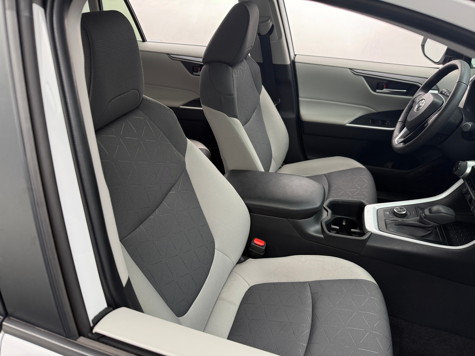 Thumbnail: 2024 Toyota RAV4 - 2