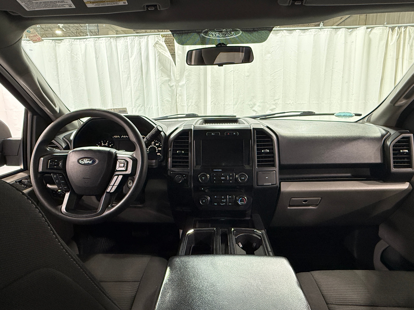 Thumbnail: 2017 Ford Econoline - 3