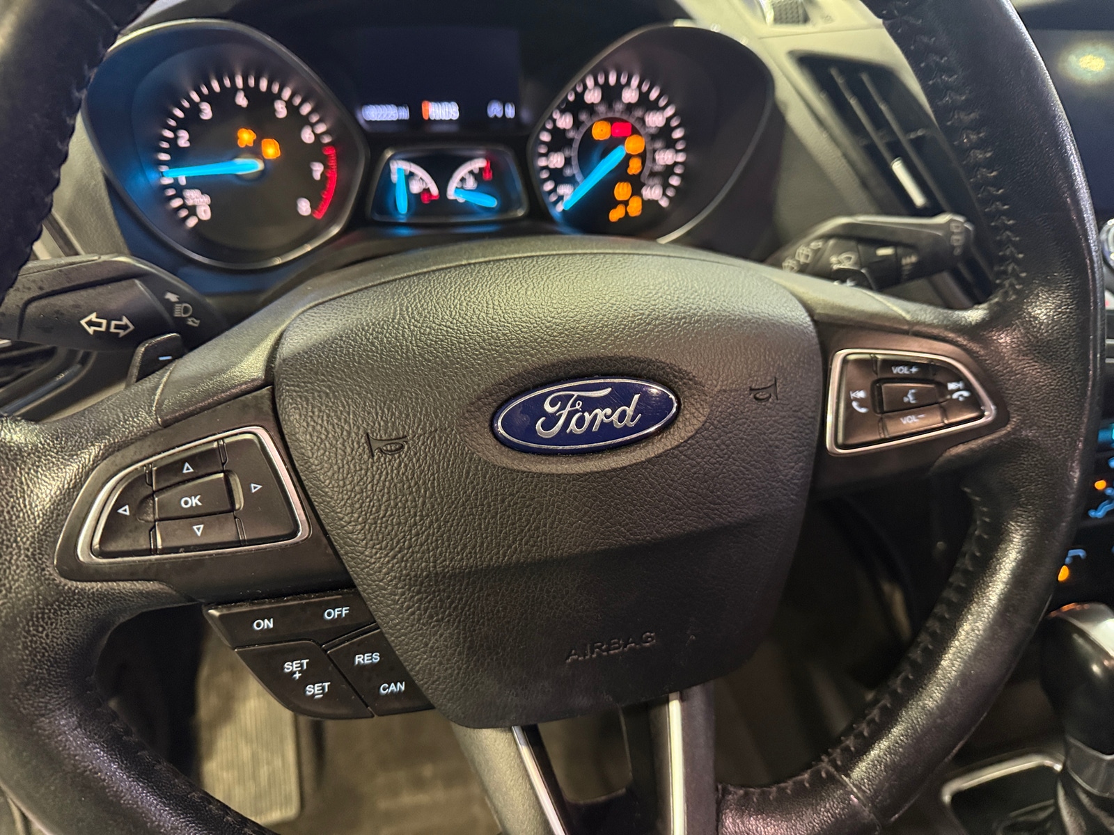 Thumbnail: 2017 Ford Escape - 4