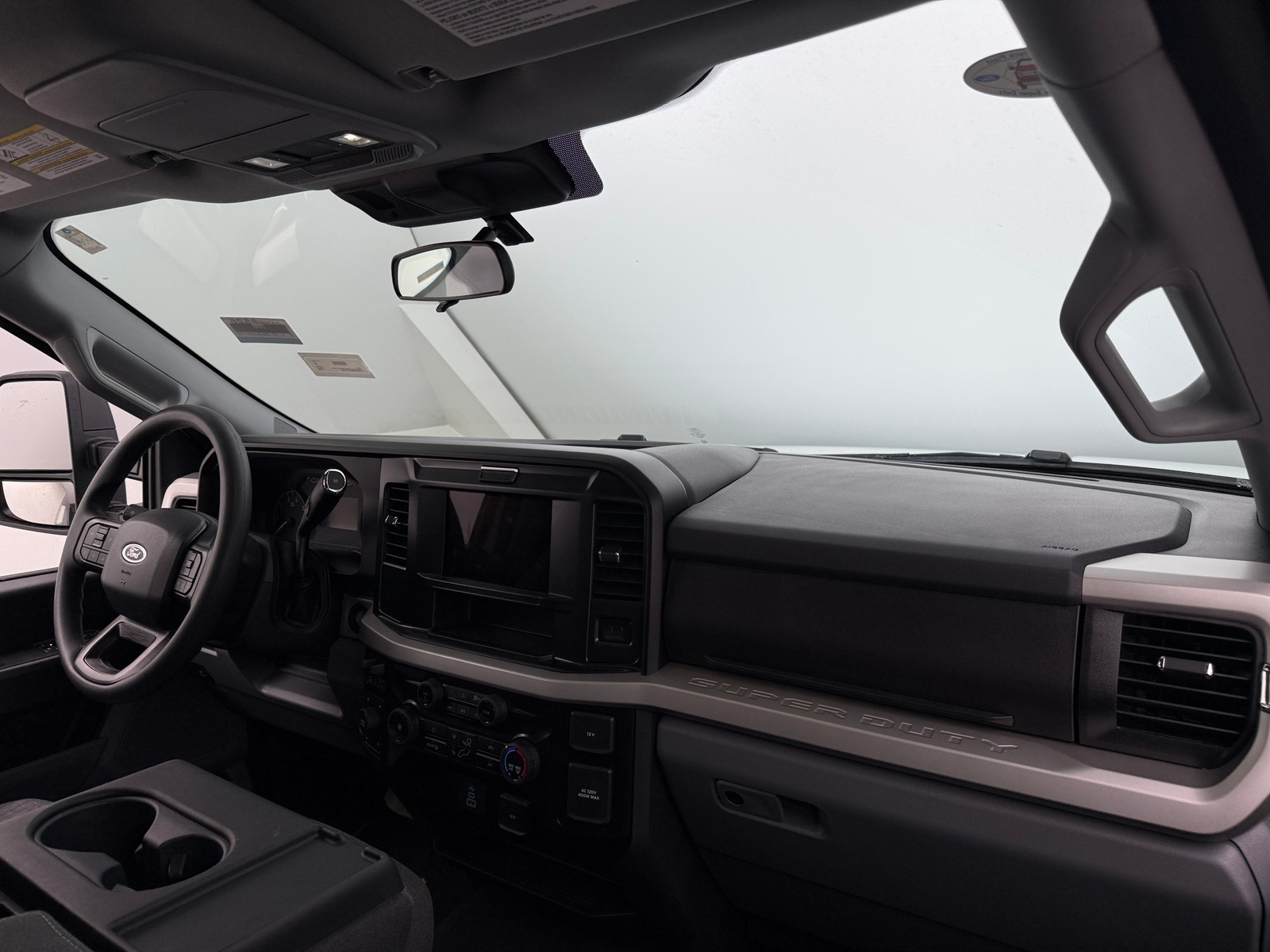 Thumbnail: 2025 Ford Econoline - 3