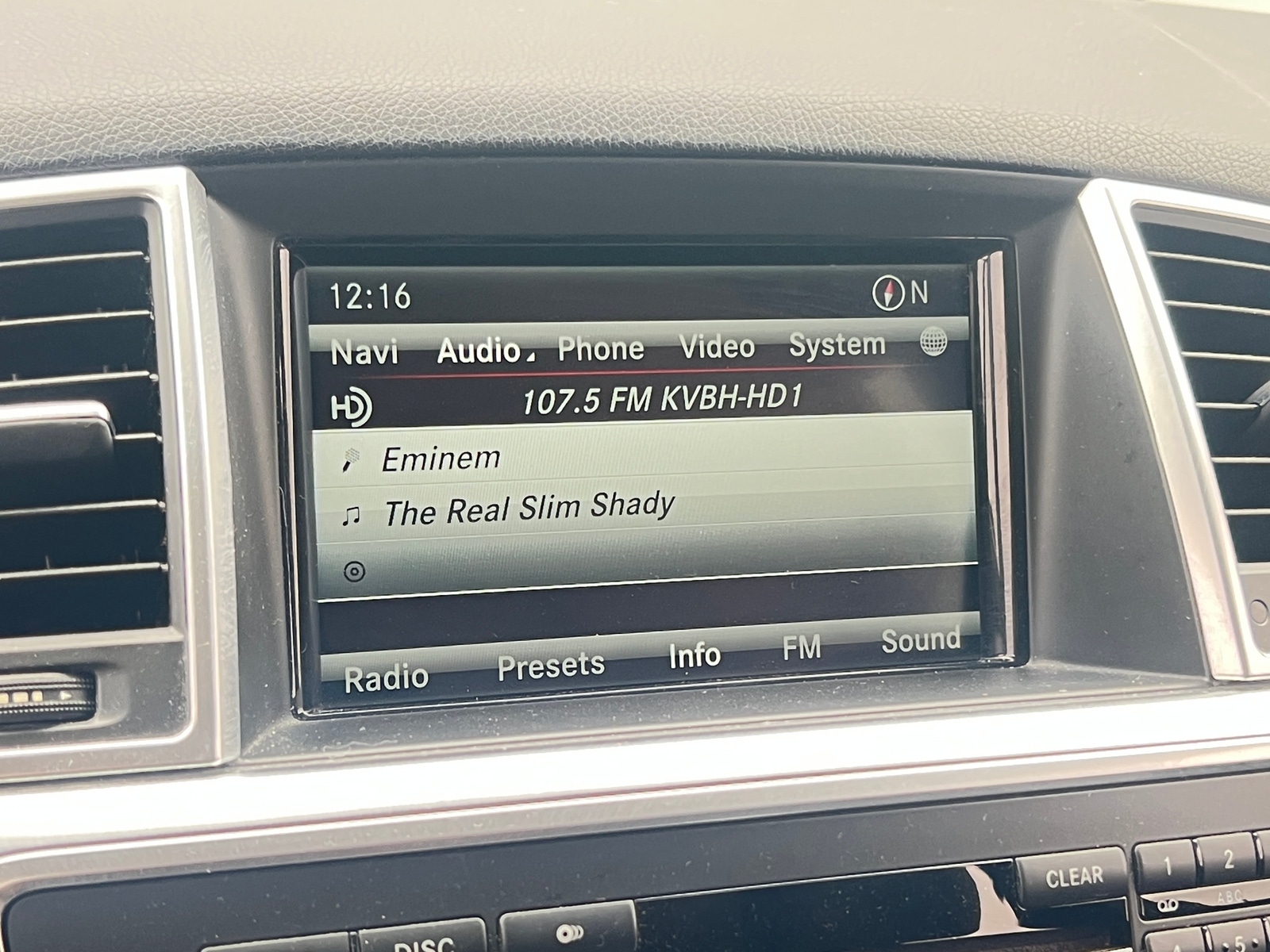 Thumbnail: 2014 Mercedes-Benz M-Class - 3