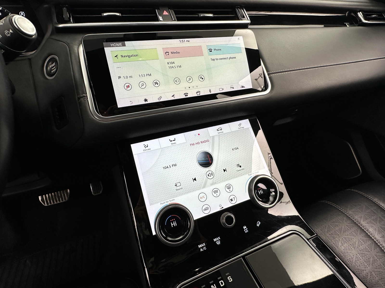 Thumbnail: 2018 Land Rover Range Rover Velar - 3