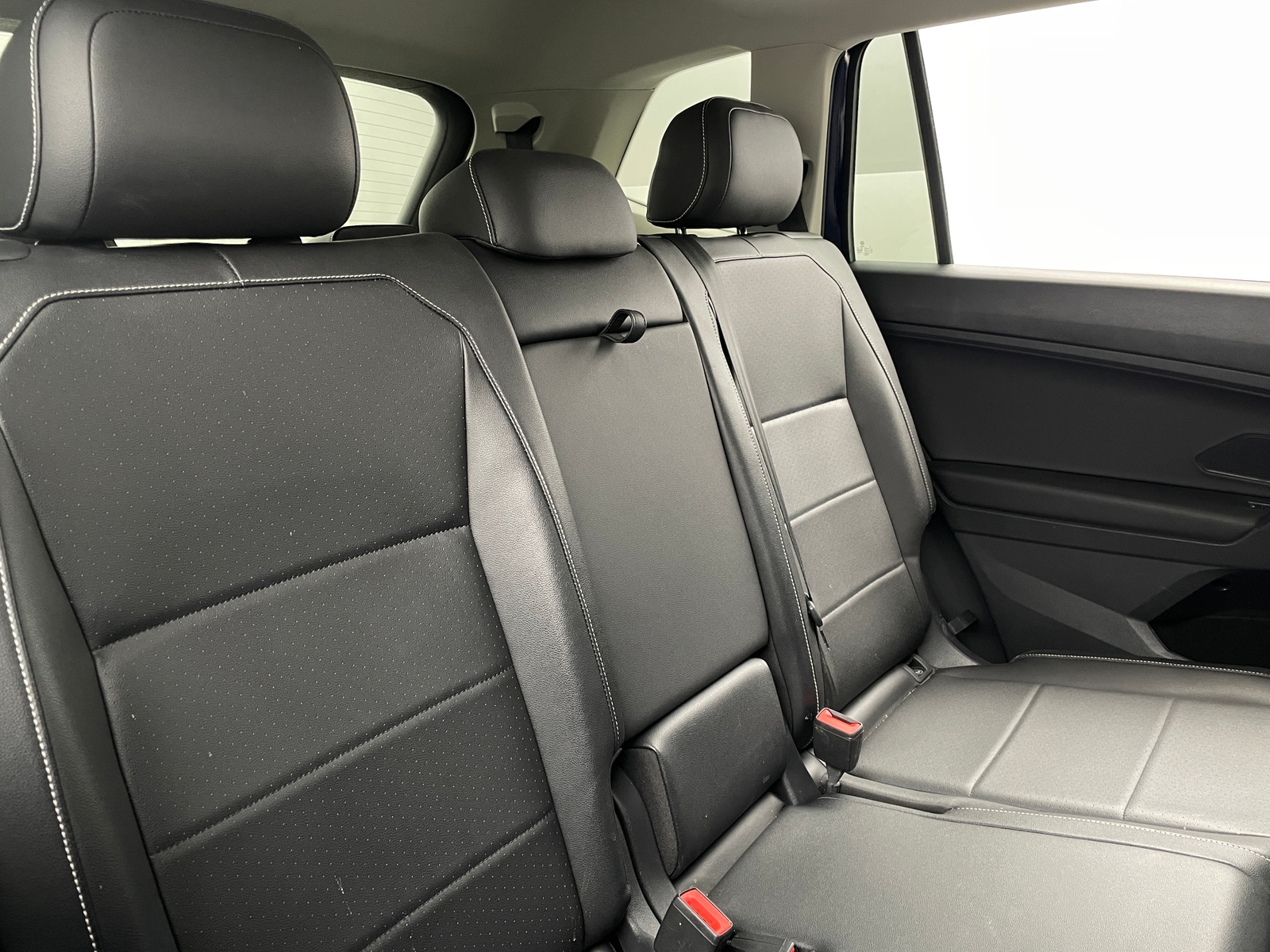 Thumbnail: 2021 Volkswagen Tiguan - 5