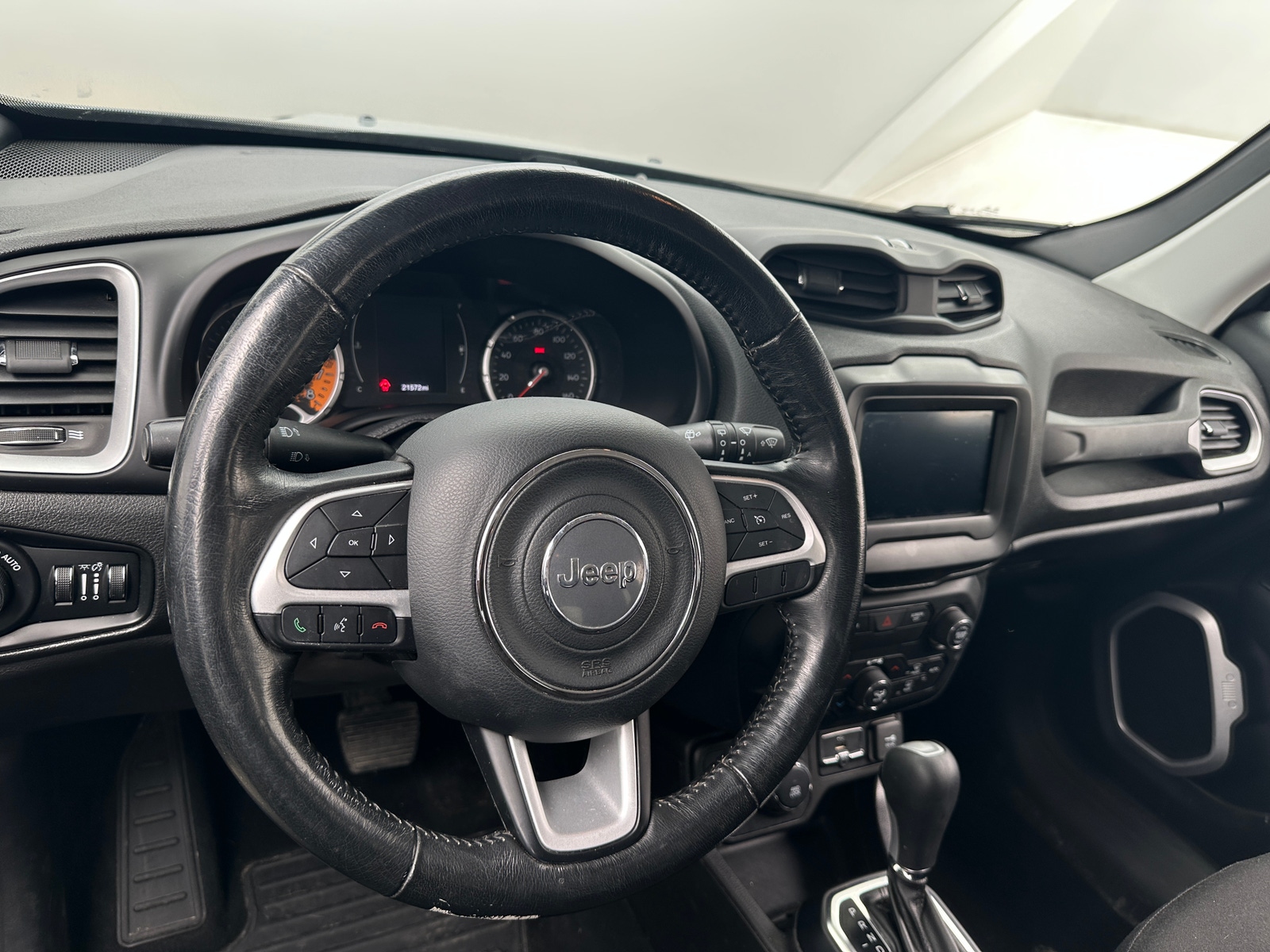 Thumbnail: 2018 Jeep Renegade - 5