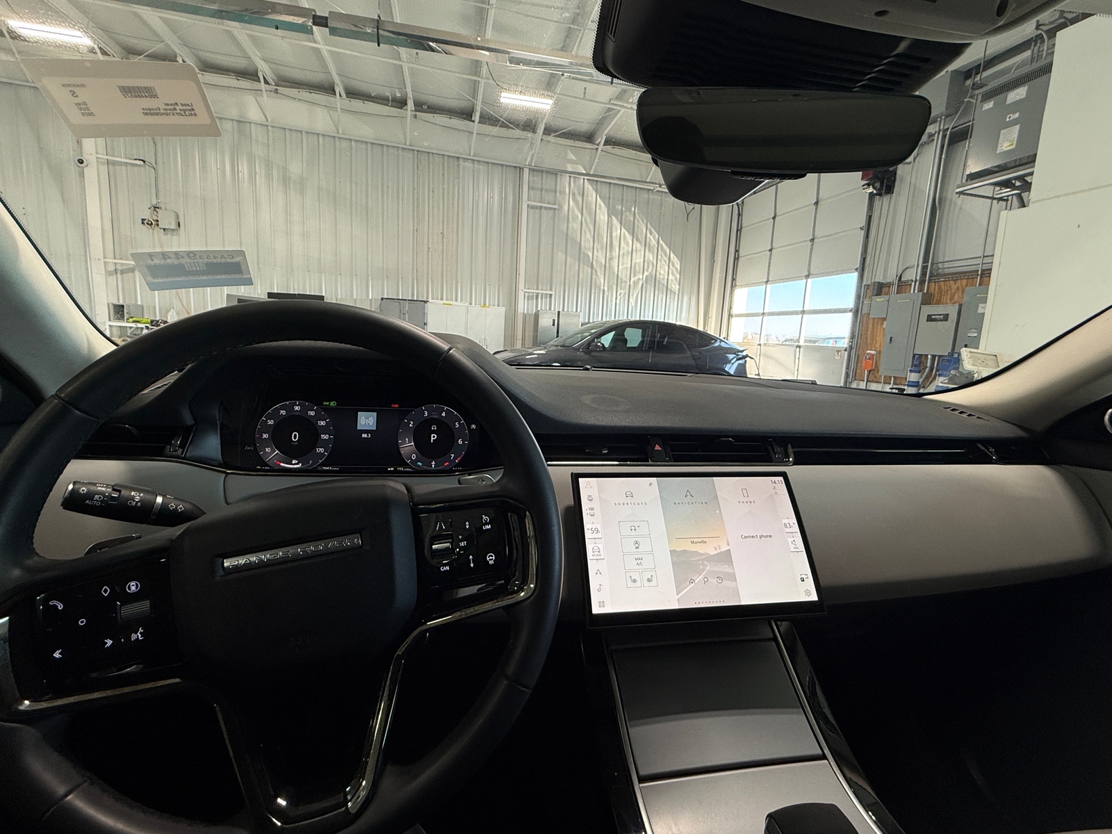 Thumbnail: 2025 Land Rover Range Rover Evoque - 2