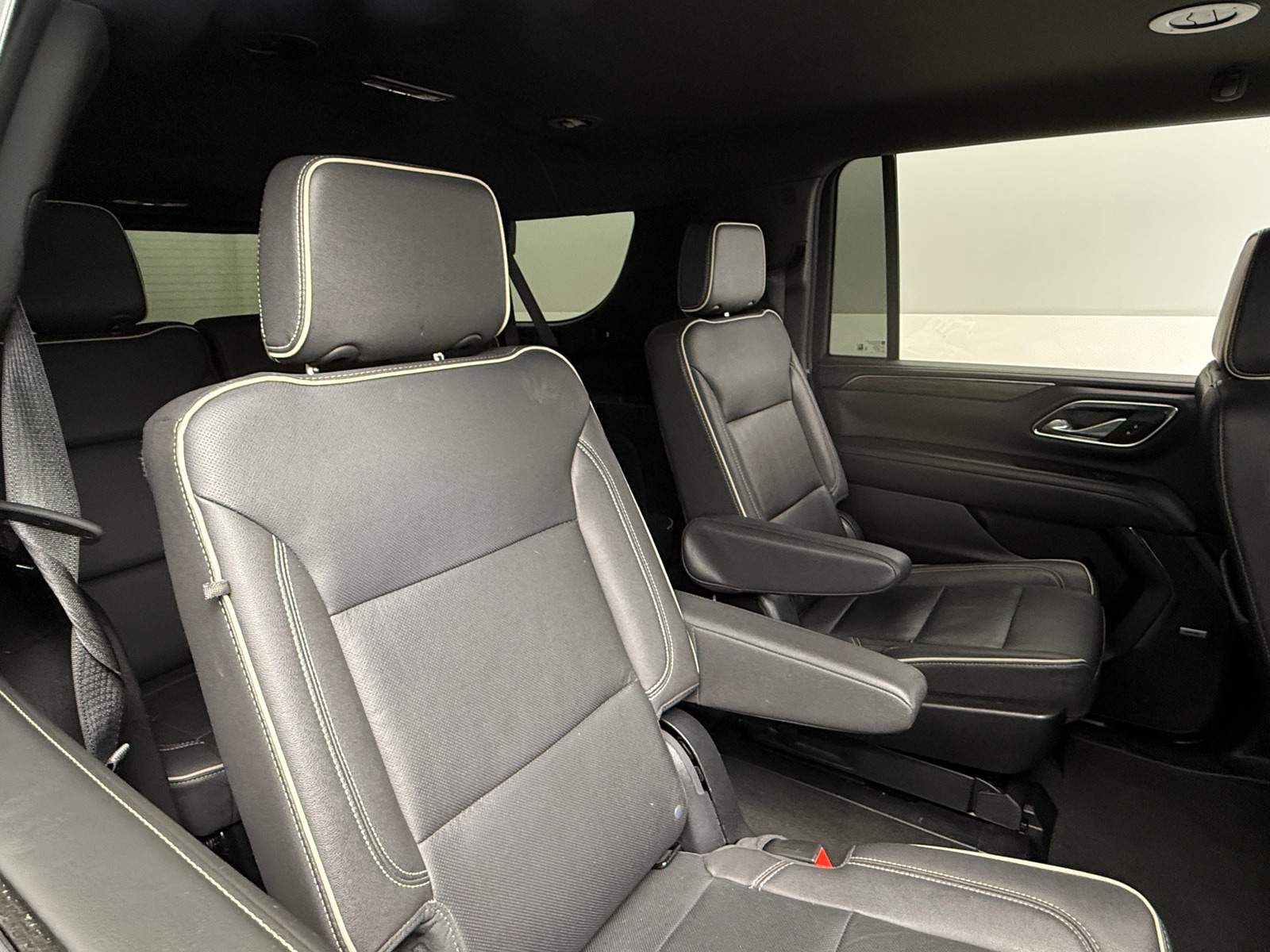 Thumbnail: 2023 Chevrolet Suburban - 5