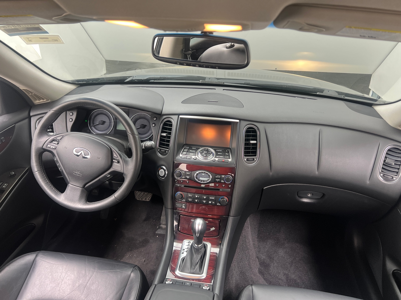 Thumbnail: 2017 INFINITI QX50 - 2