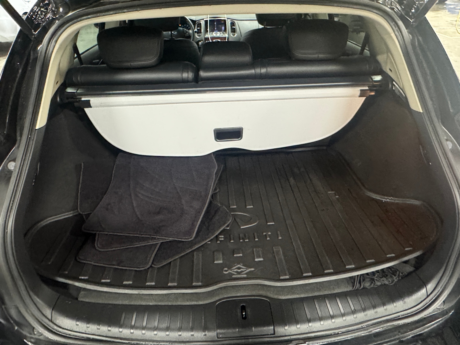 Thumbnail: 2017 INFINITI QX50 - 6