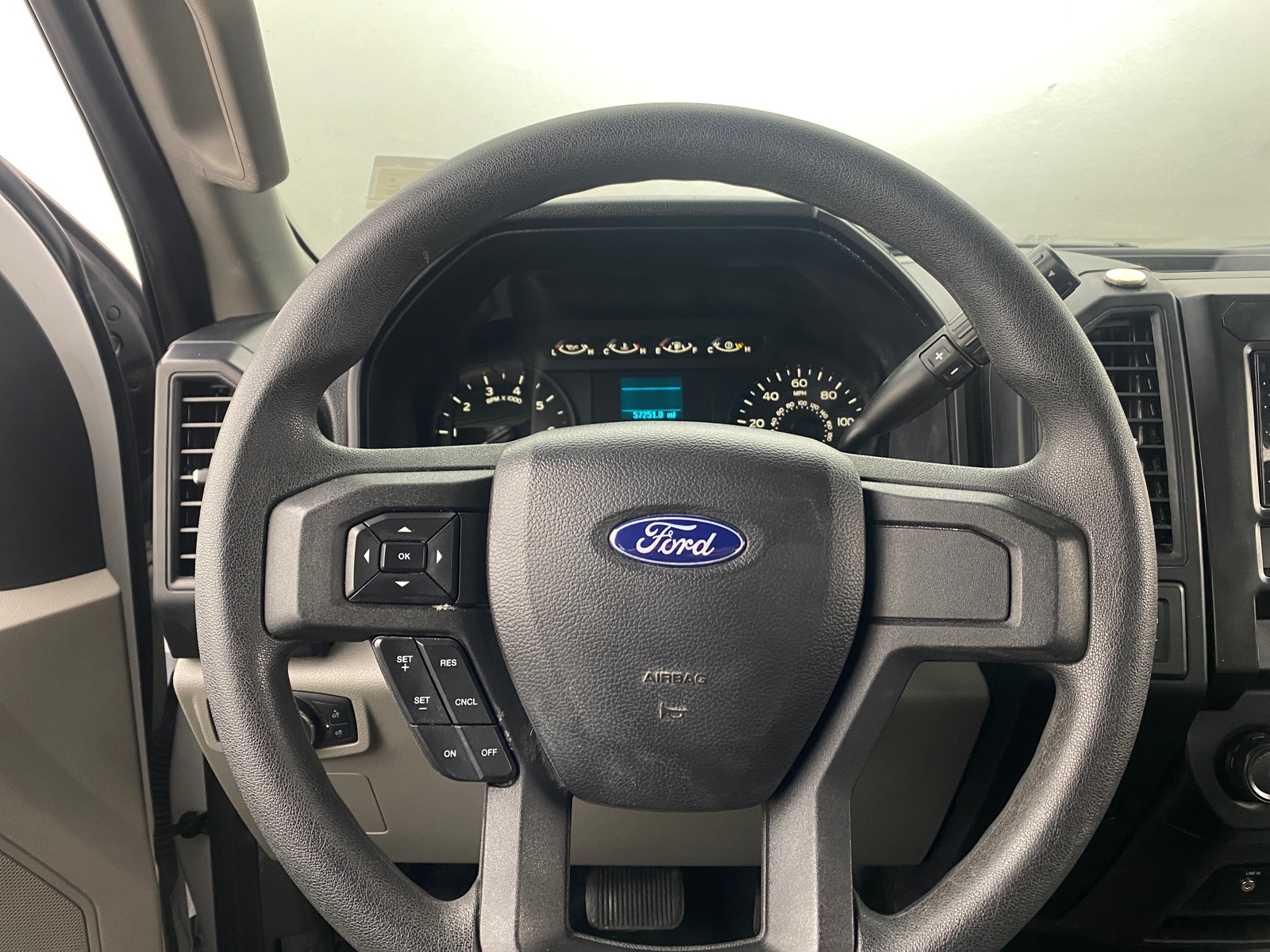 Thumbnail: 2020 Ford Econoline - 5