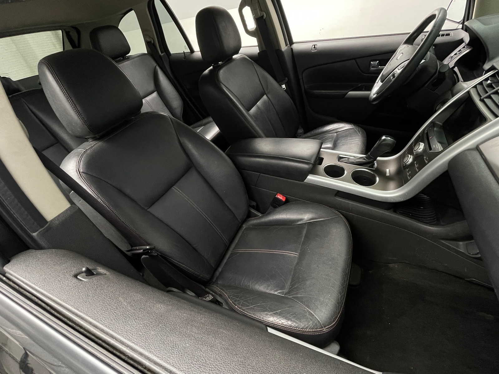 Thumbnail: 2013 Ford Edge - 2