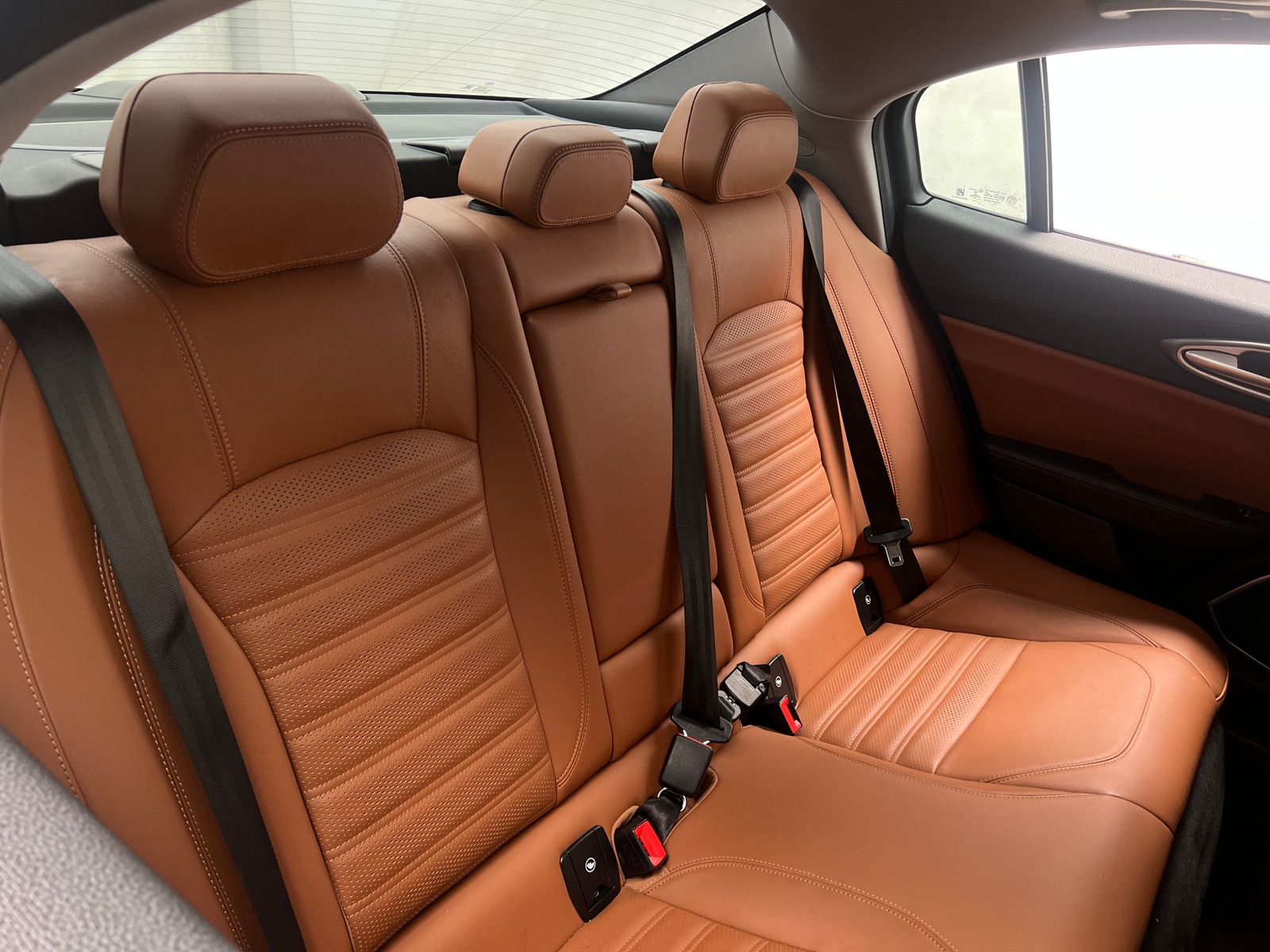 Thumbnail: 2019 Alfa Romeo Giulia - 5