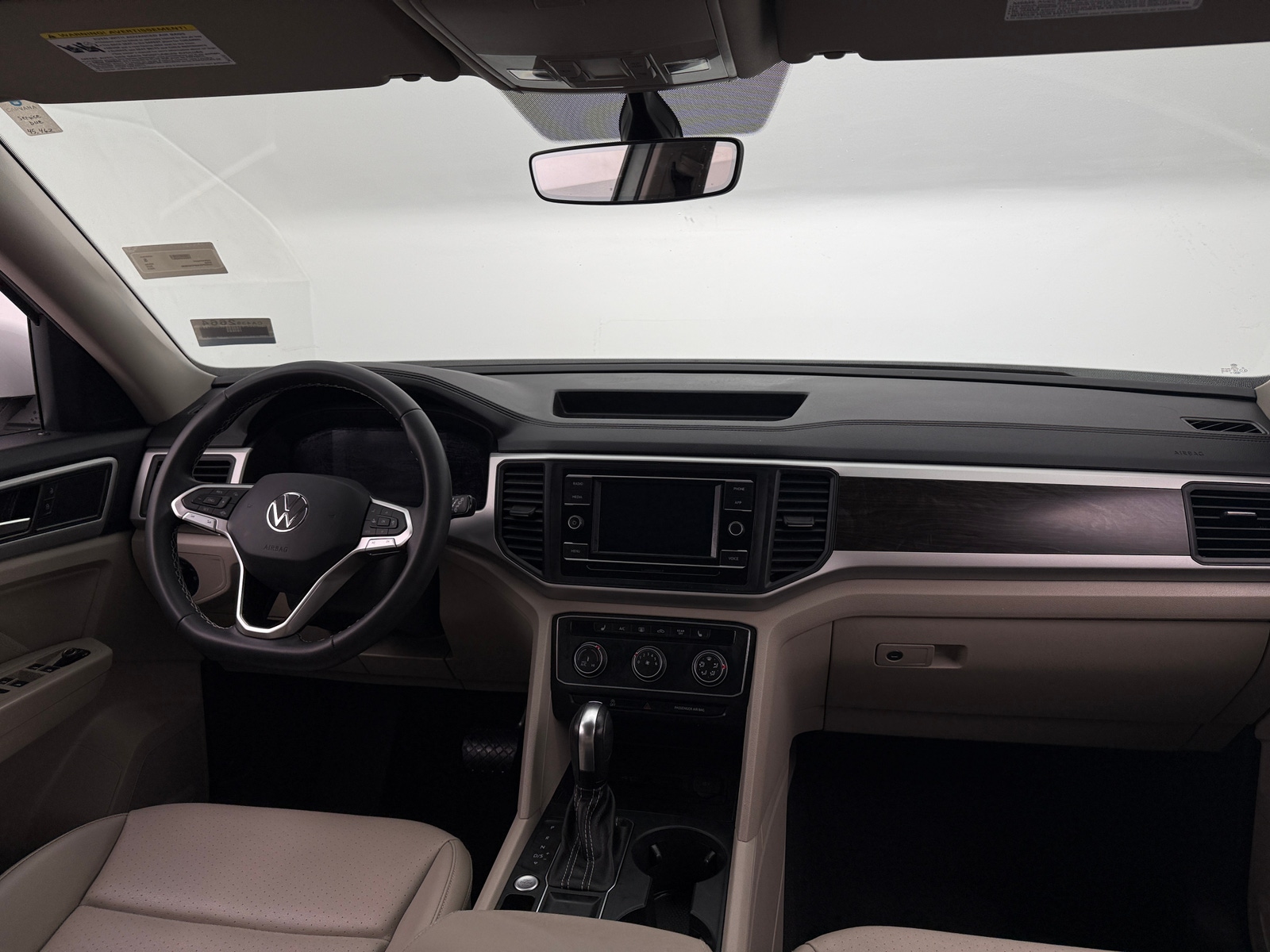 Thumbnail: 2023 Volkswagen Atlas - 2