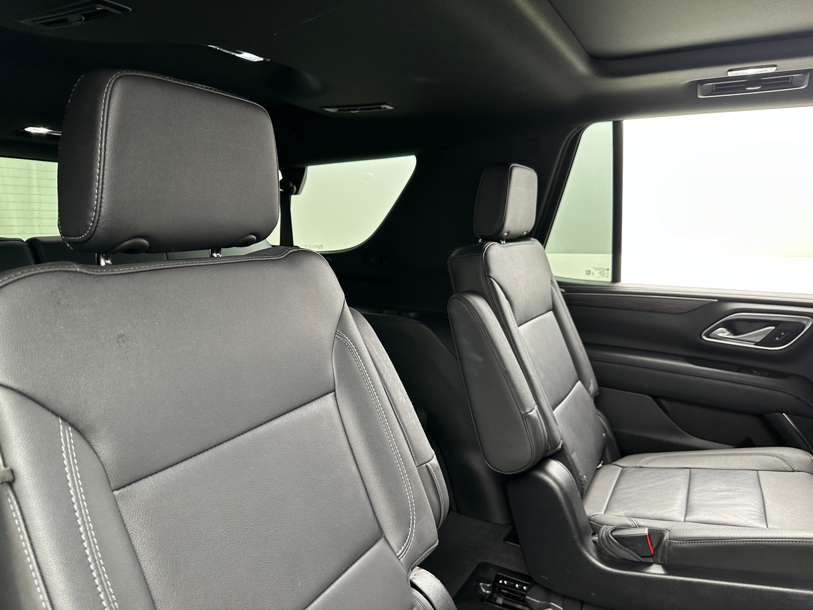 Thumbnail: 2022 Chevrolet Tahoe - 5