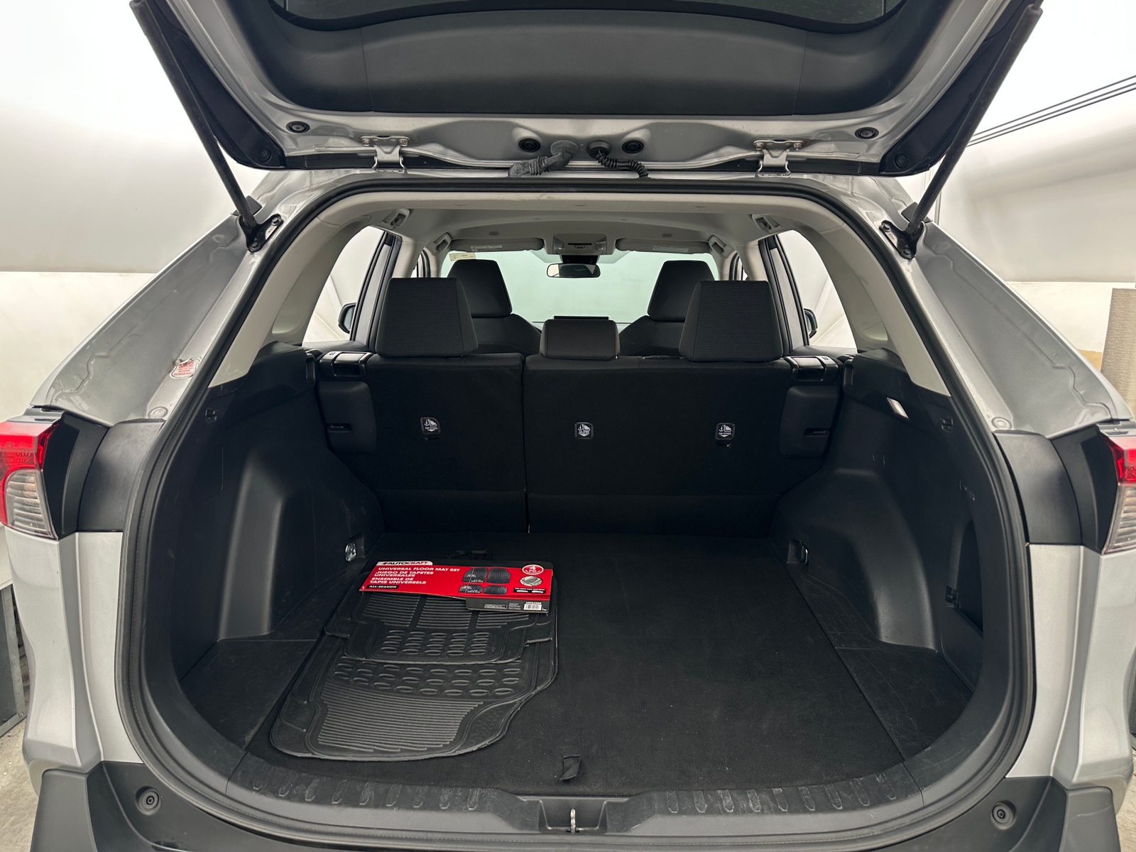 Thumbnail: 2024 Toyota RAV4 - 7