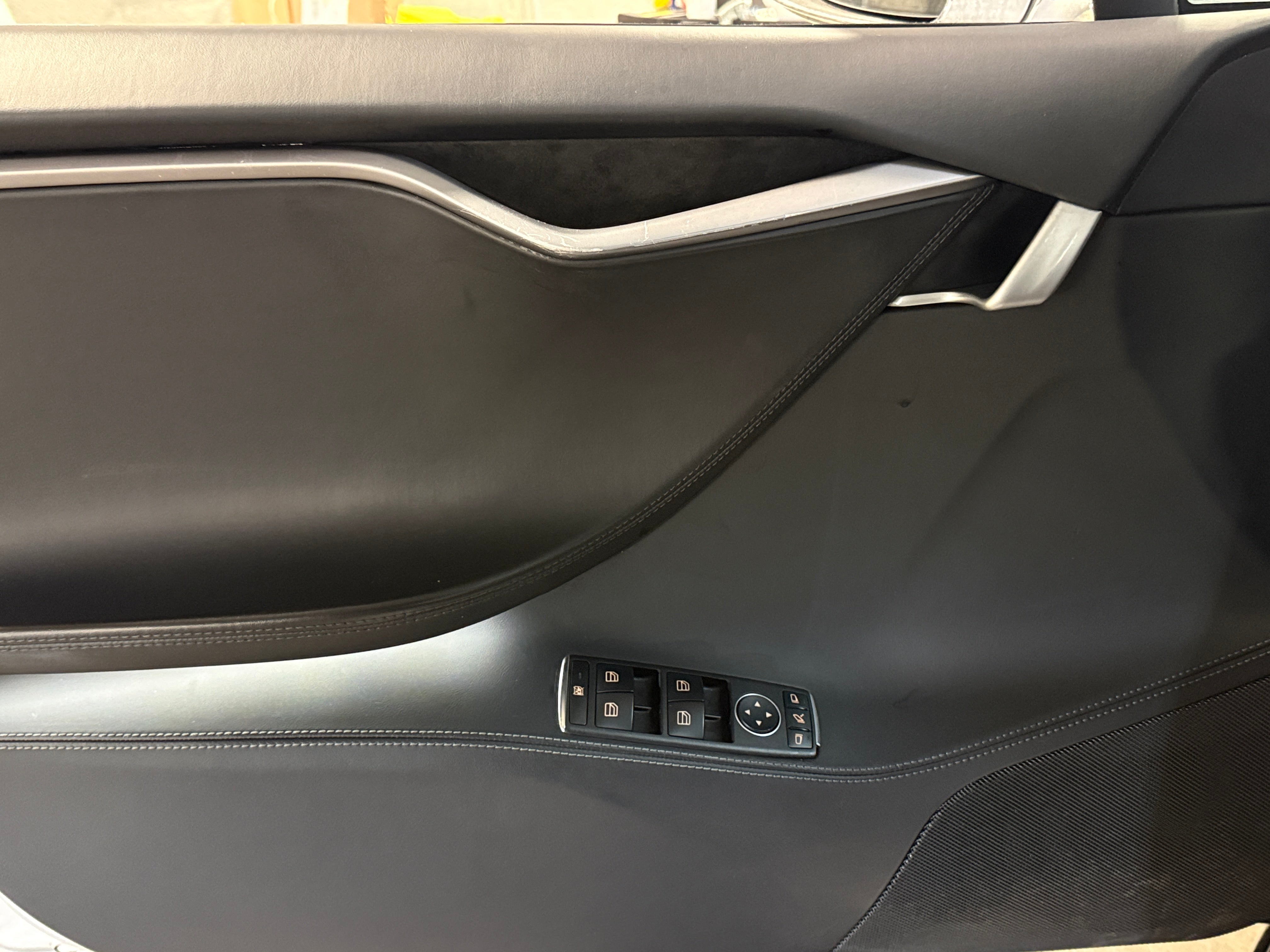 Used 2018 Tesla Model S P100D with VIN 5YJSA1E41JF291599 for sale in Oak Creek, WI