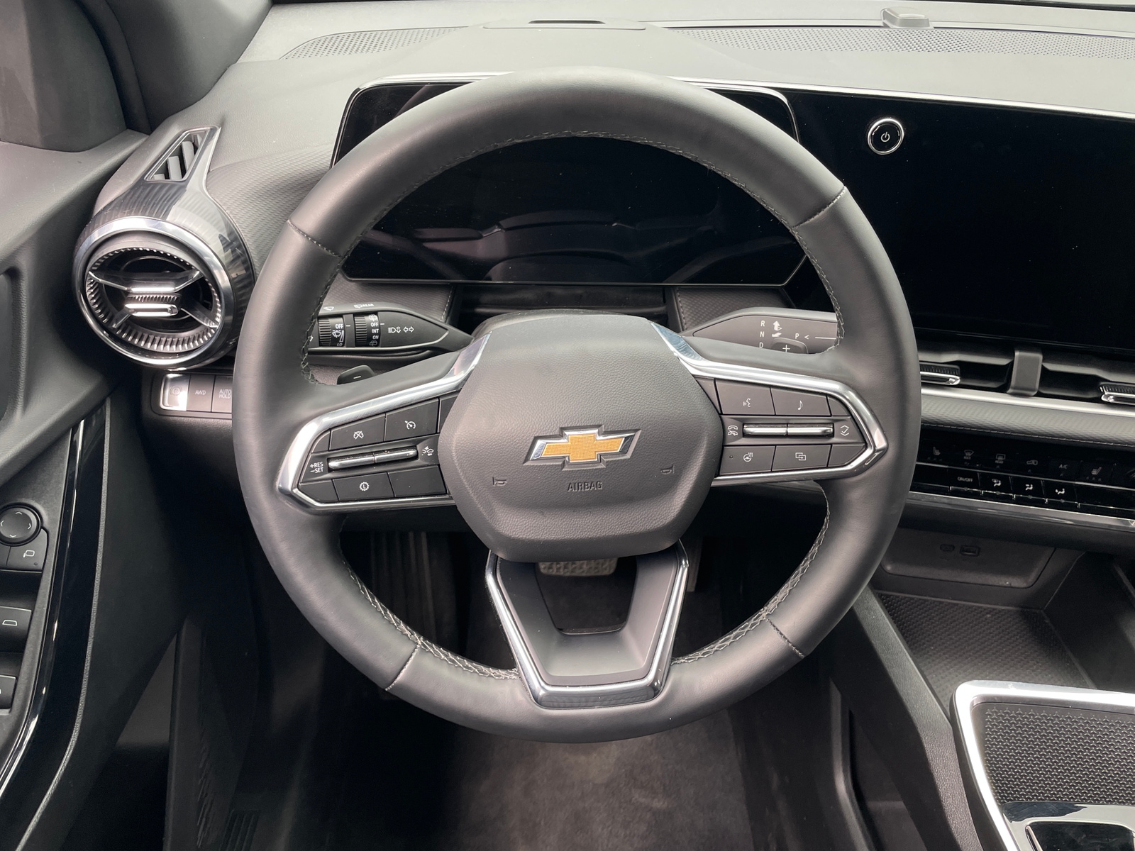 Thumbnail: 2025 Chevrolet Equinox - 5