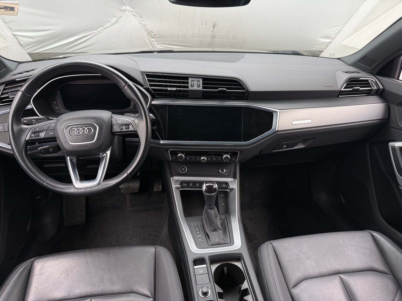 Thumbnail: 2022 Audi Q3 - 2