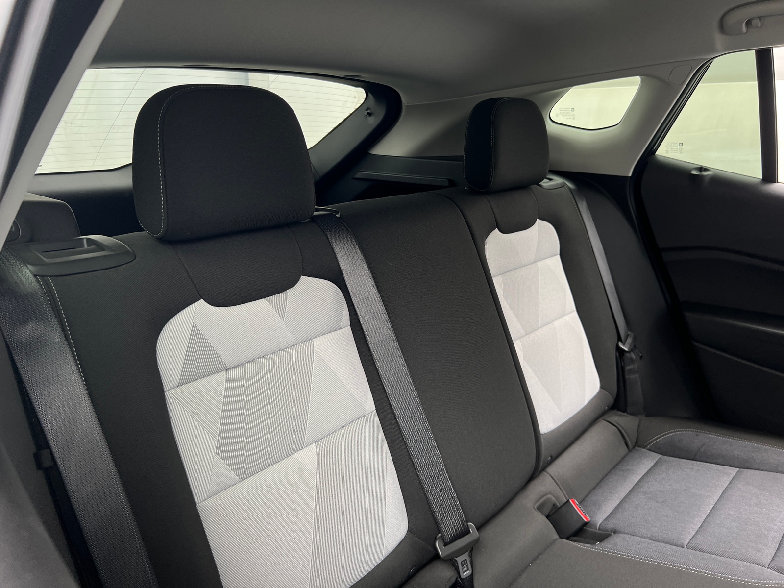 Thumbnail: 2025 Chevrolet Trax - 6