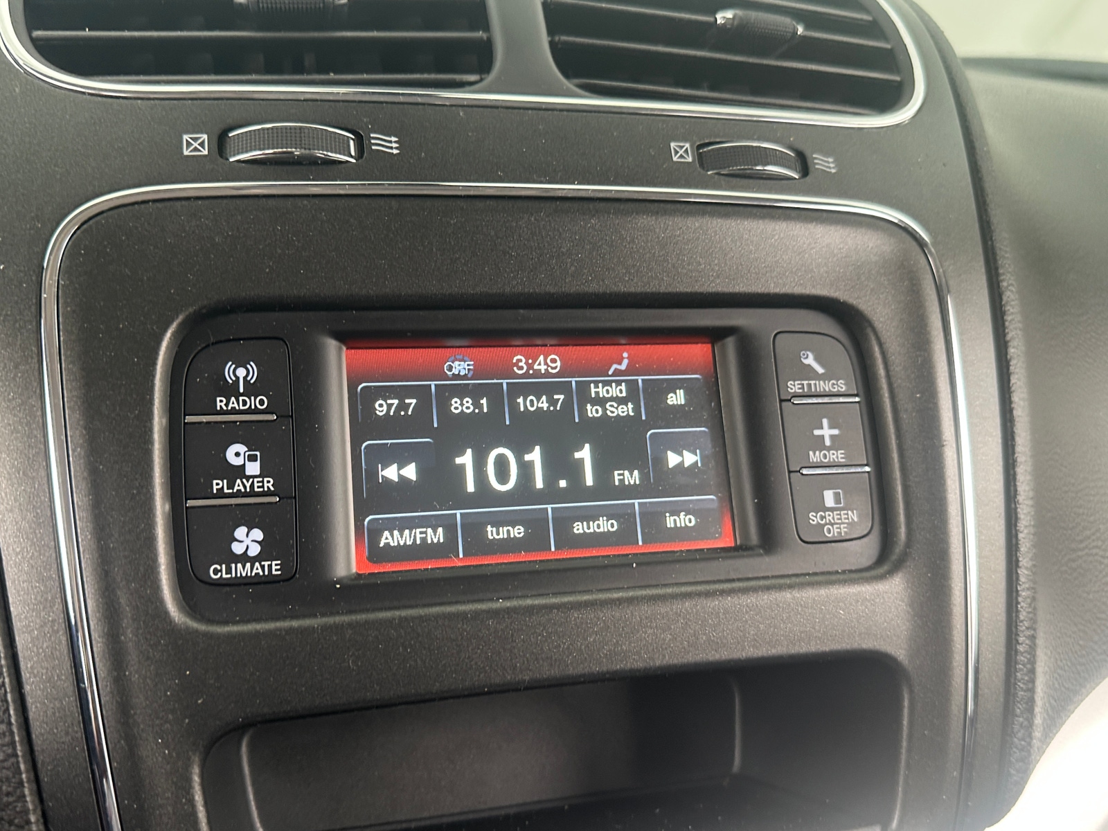 Thumbnail: 2018 Dodge Journey - 4