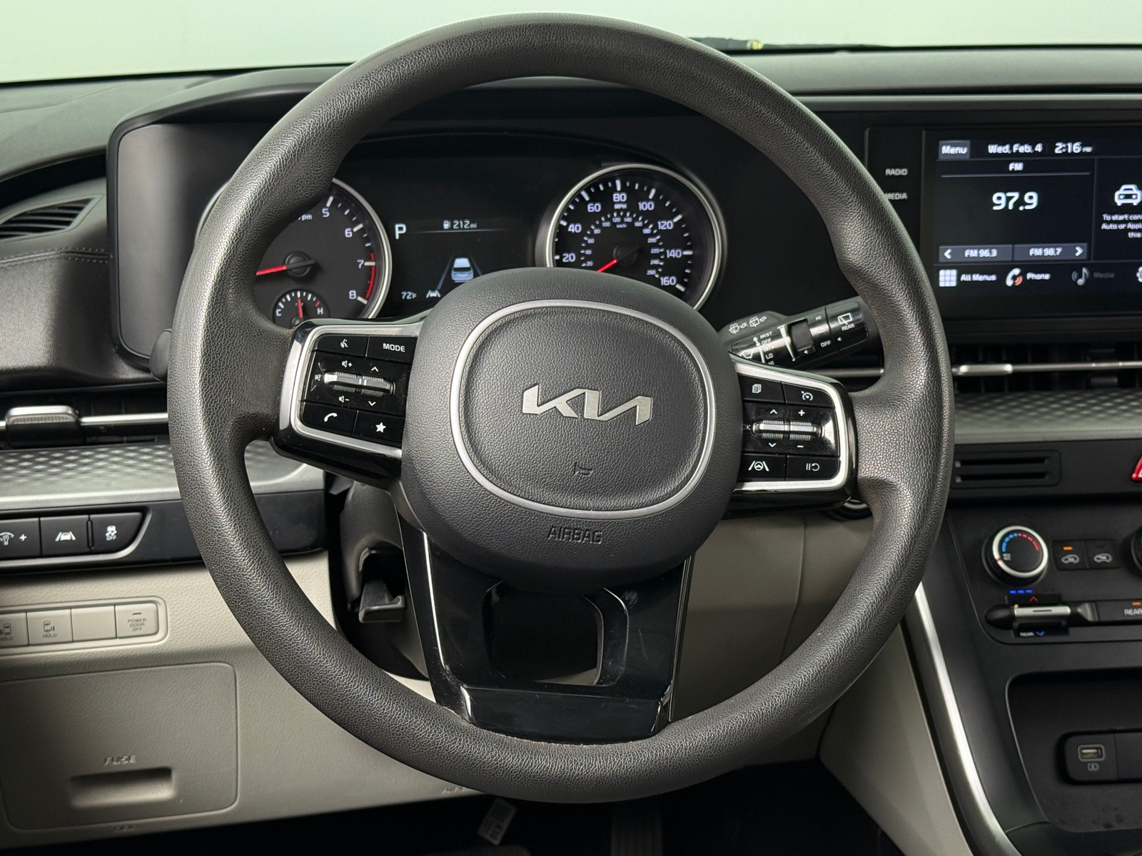 Thumbnail: 2022 Kia Carnival - 5