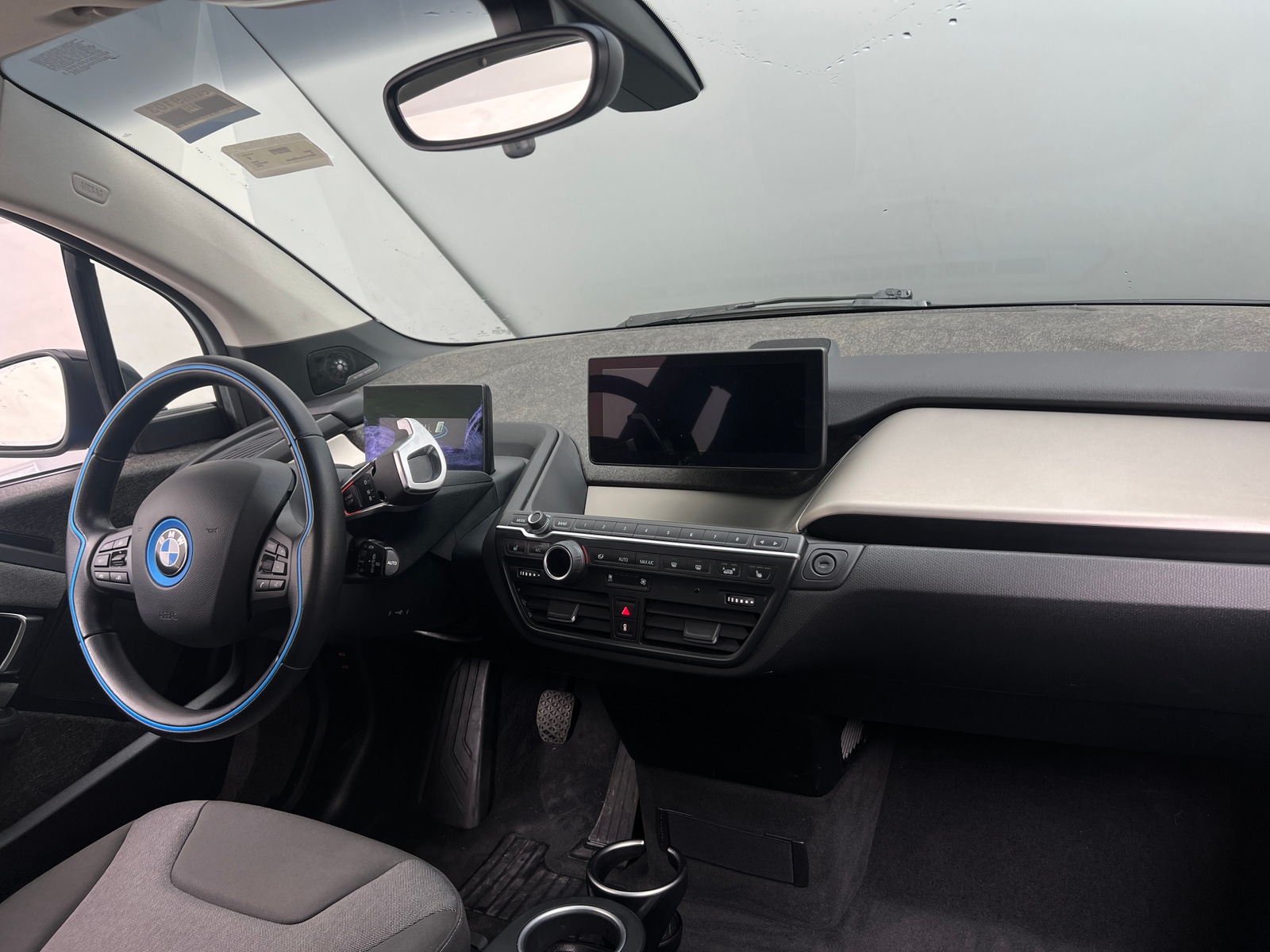 Thumbnail: 2018 BMW i3 - 3