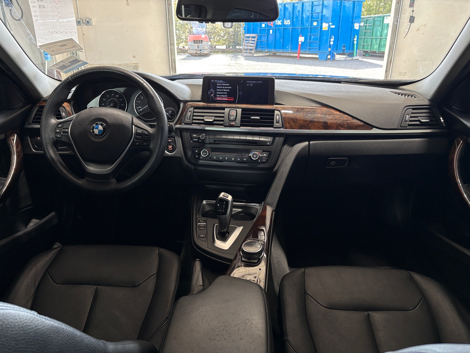 Thumbnail: 2015 BMW 3 Series - 2