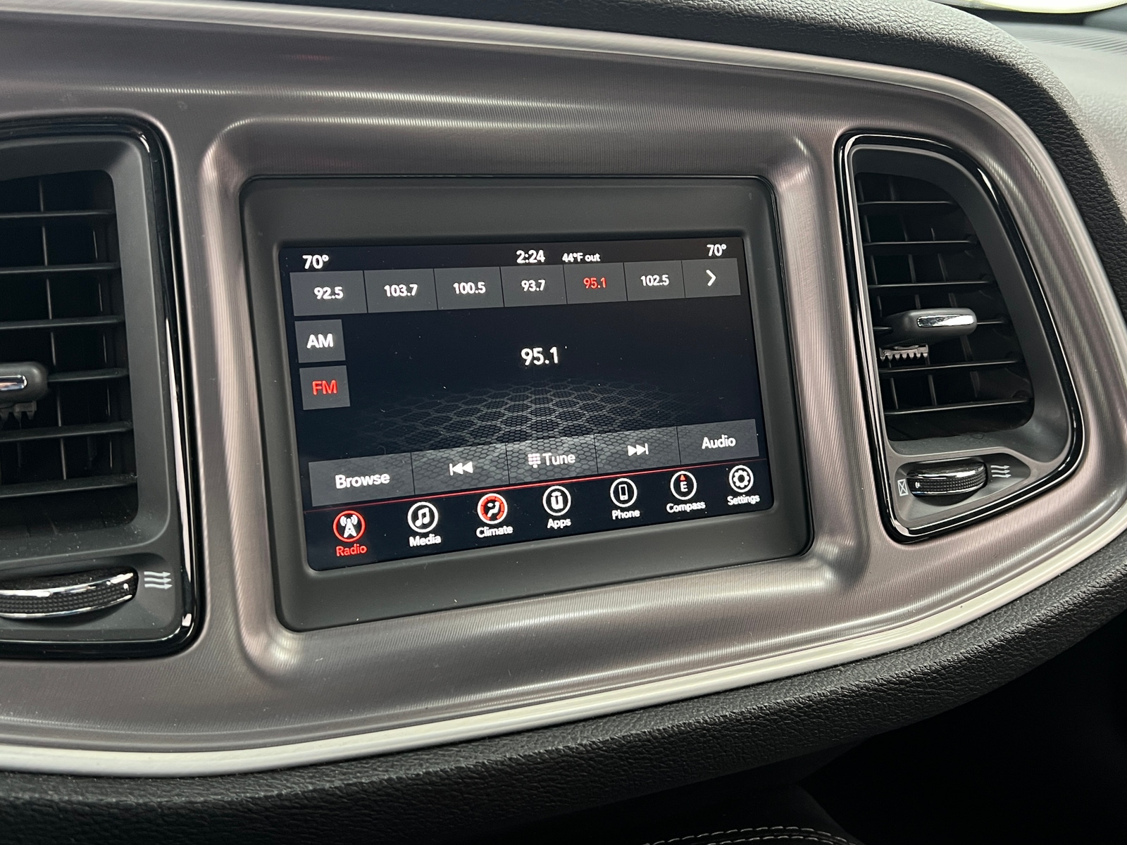 Thumbnail: 2022 Dodge Challenger - 3