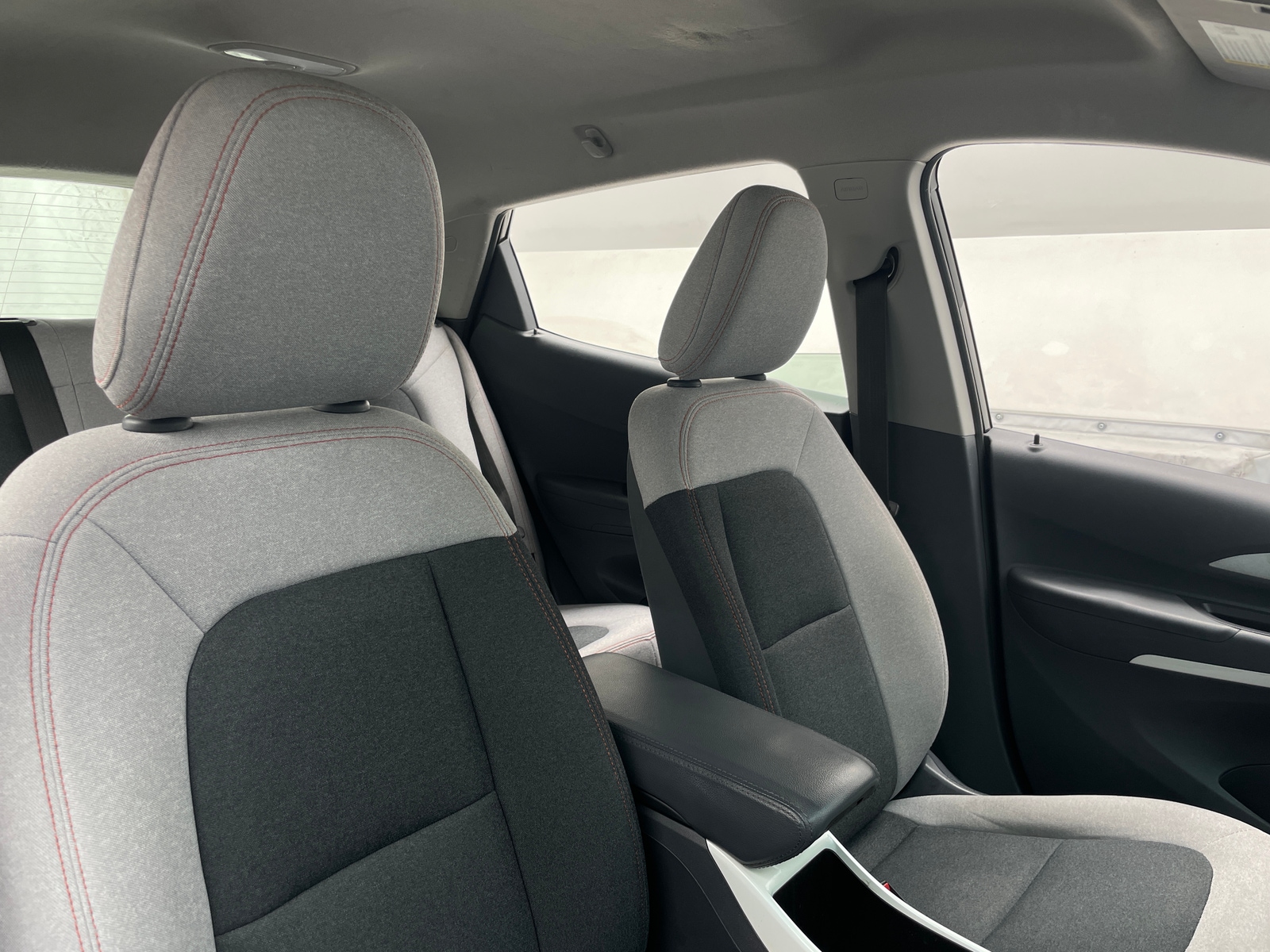 Thumbnail: 2019 Chevrolet Bolt EV - 2